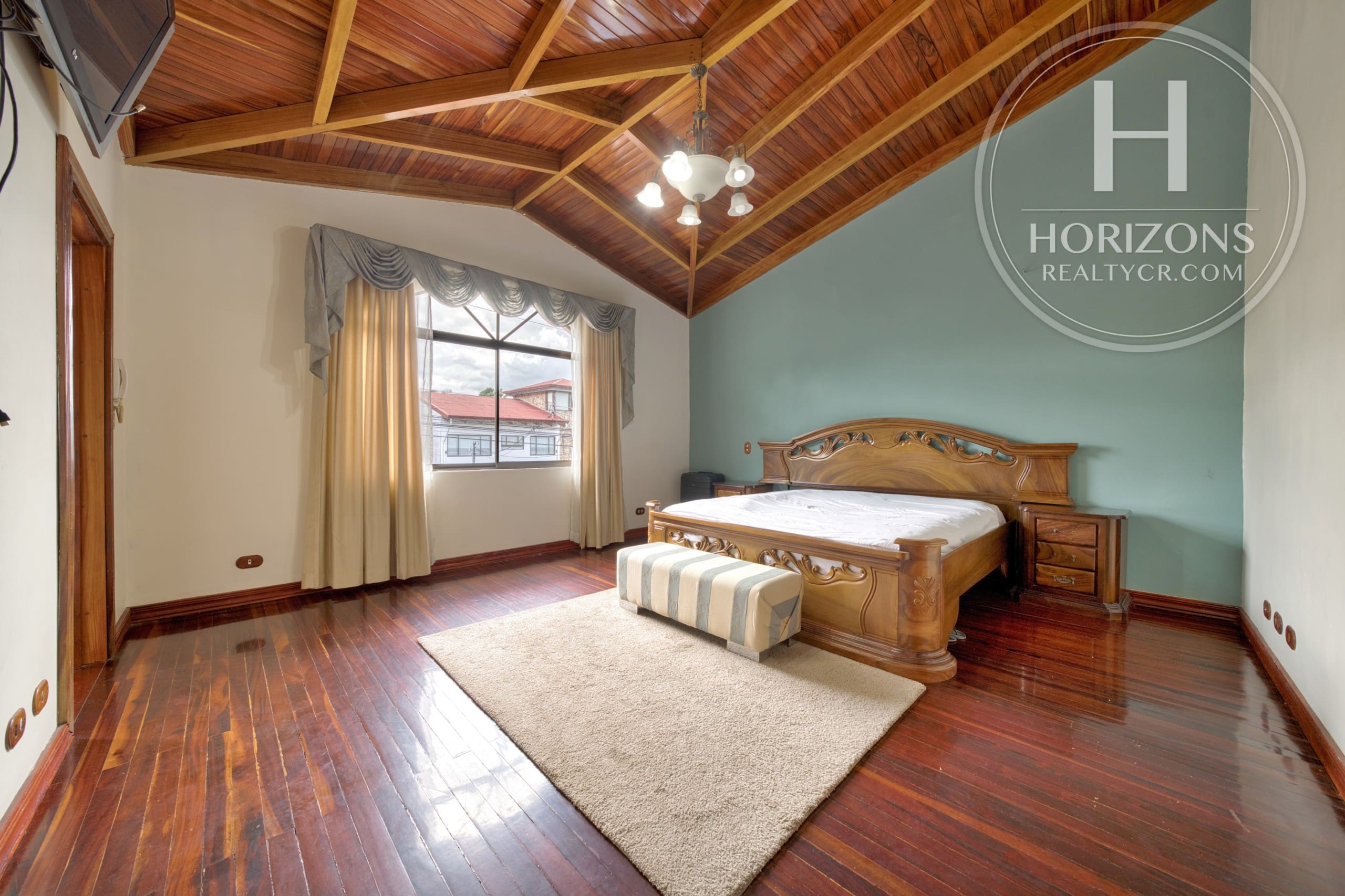 Casa en Venta en Residencial Altamonte Granadilla Curridabat Amplia Zona Verde con Vista a Reserva nja1406sb