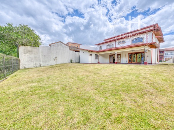 Casa En Venta En Residencial Altamonte, Granadilla De Curridabat, Con Vista A Reserva Natural