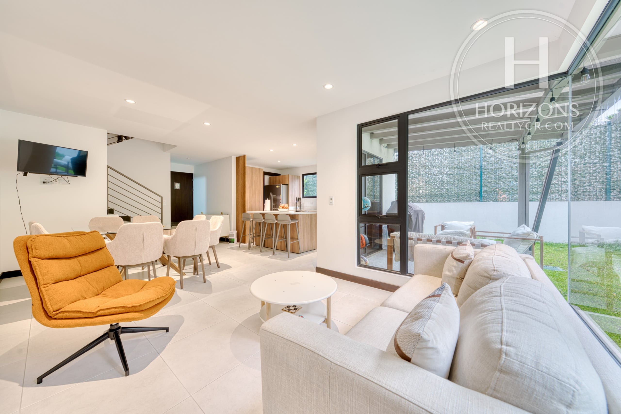 Casa en Venta en Condominio La Estefana en Sabanilla 3 Habitaciones más Mezzanine nja1409dm