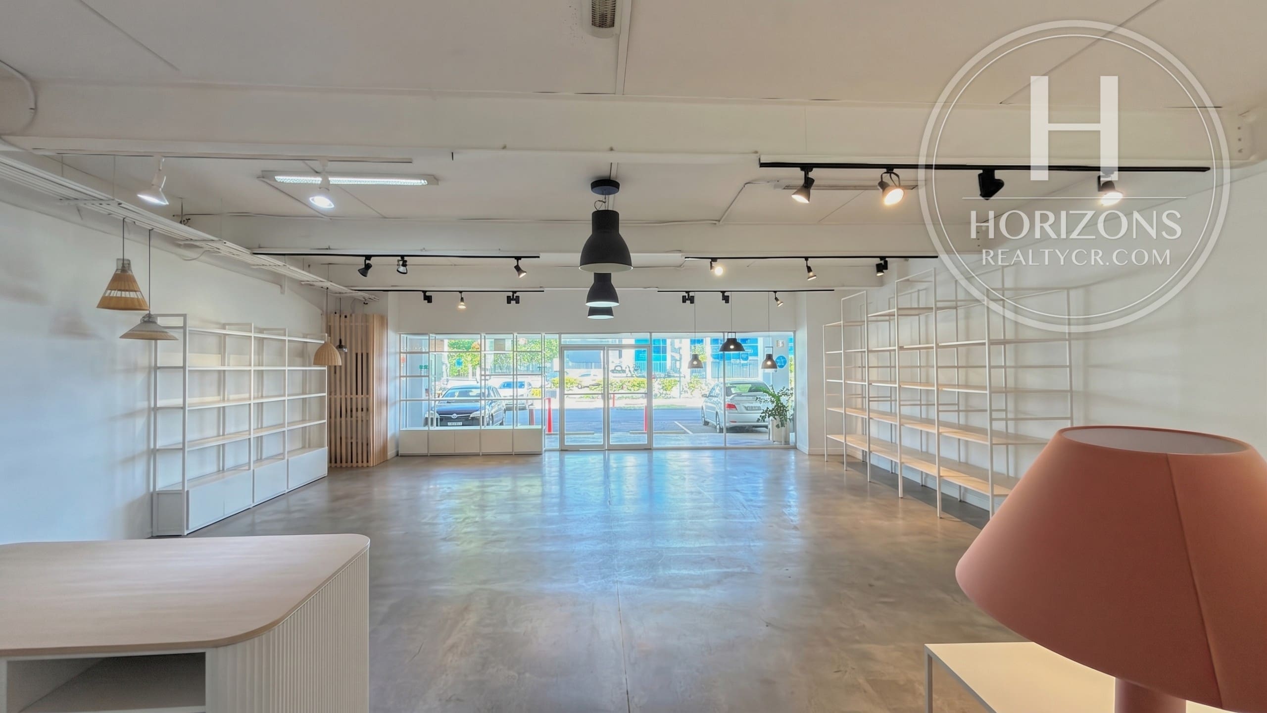 Se Alquila Local Comercial Multifuncional en Trivium Center, Escazú 154 m² nja1394sk