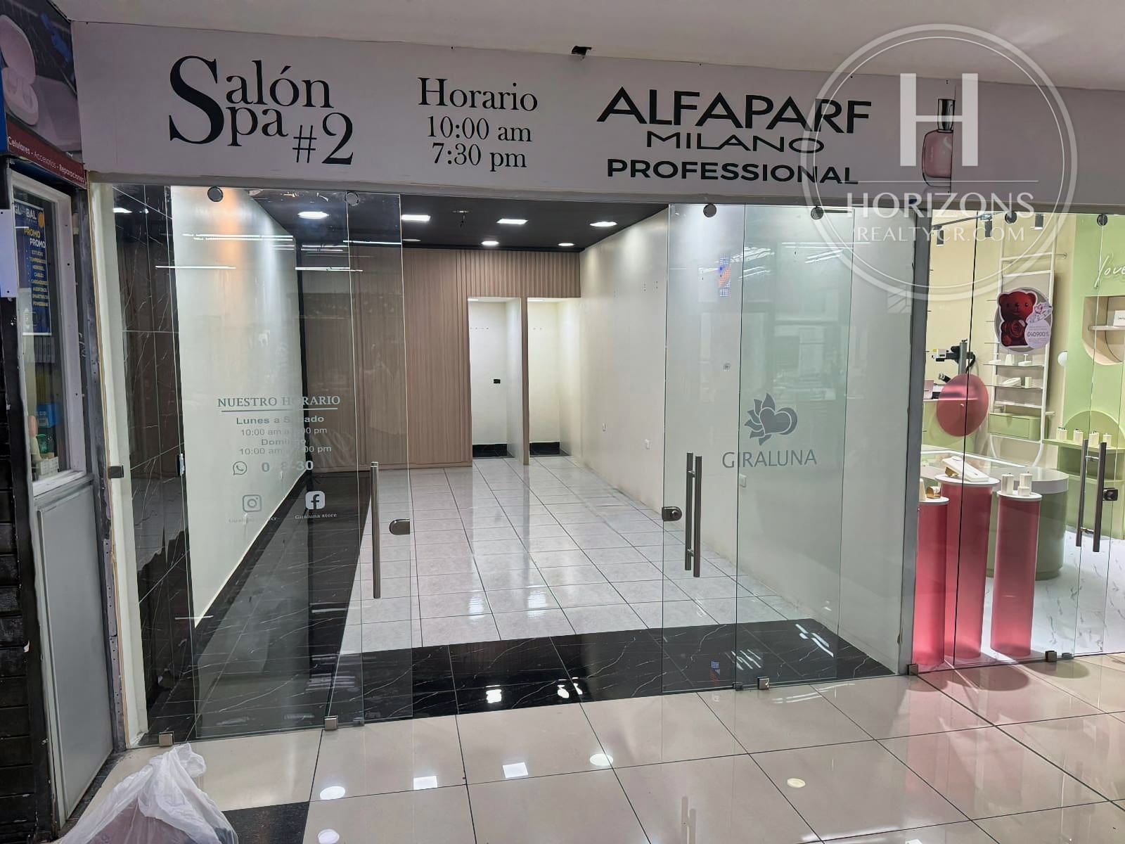 Local comercial en Mall San Pedro en alquiler — vista principal — NJA1397JB