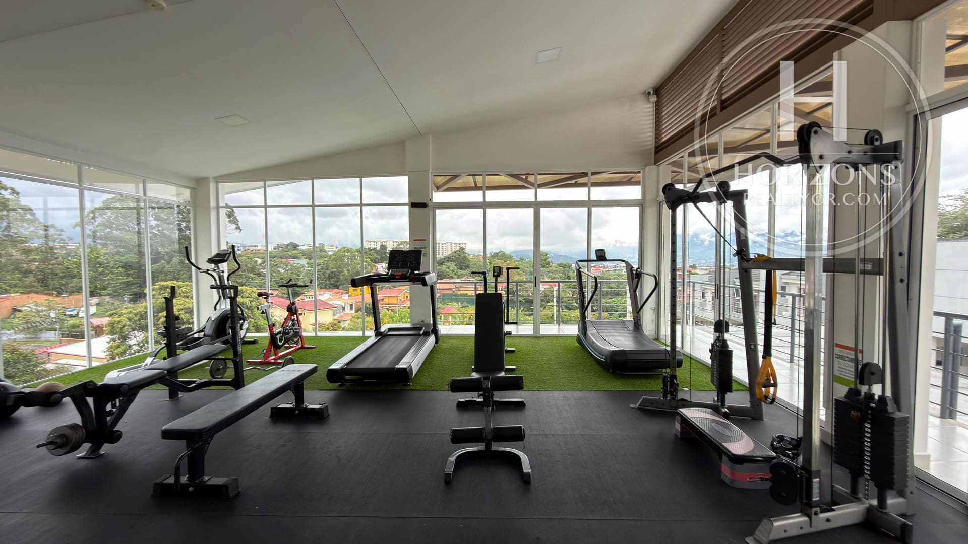 Casa En Venta En Condominio Altos De Sabanilla | Horizons Realty