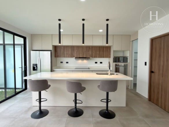 Casa En Alquiler En Condominio Naia, Guachipelín De Escazú - Cocina Con Línea Blanca Nja1415Jb