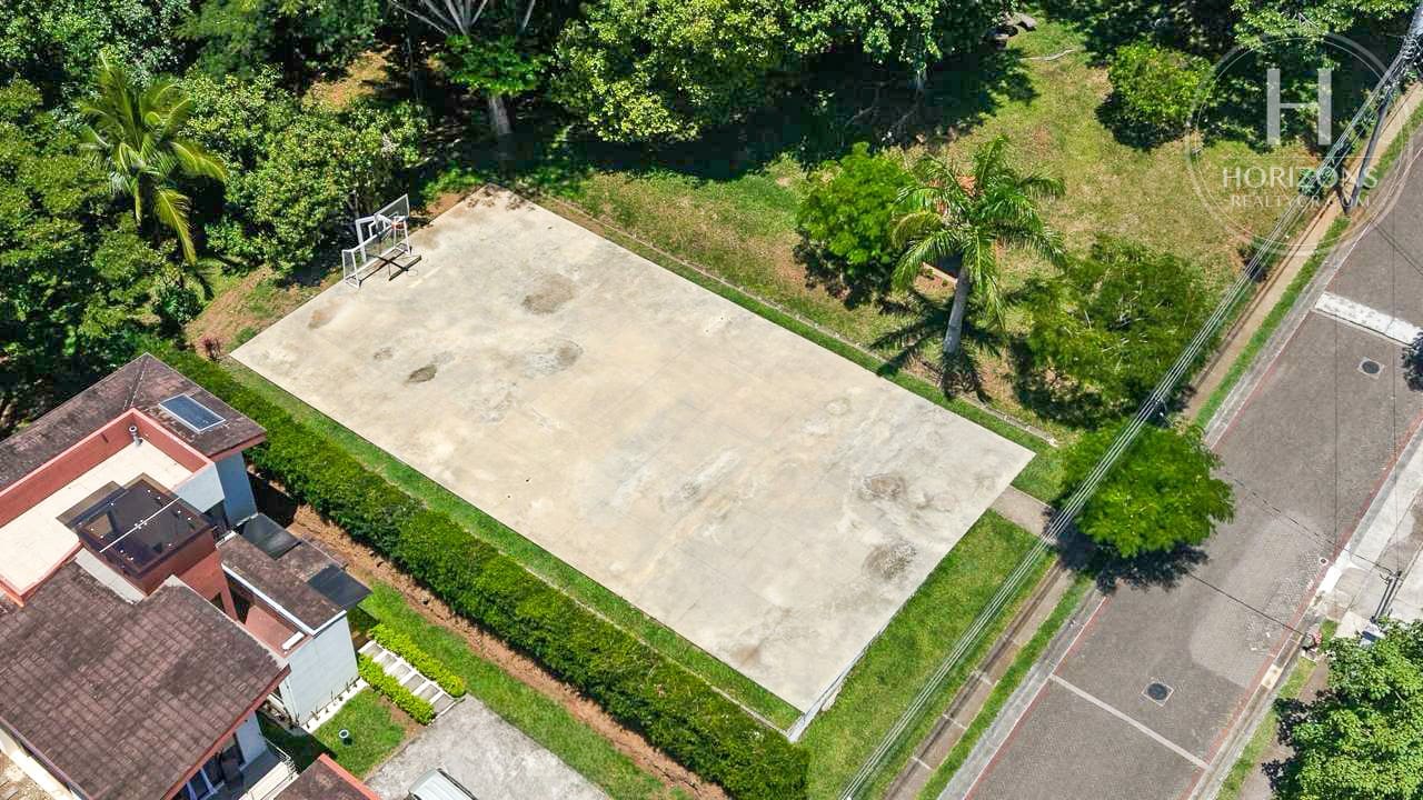 Se Alquila Casa de Lujo para Estrenar en Condominio Posadas del Río, La Guácima 5 Habitaciones NJA1426JB