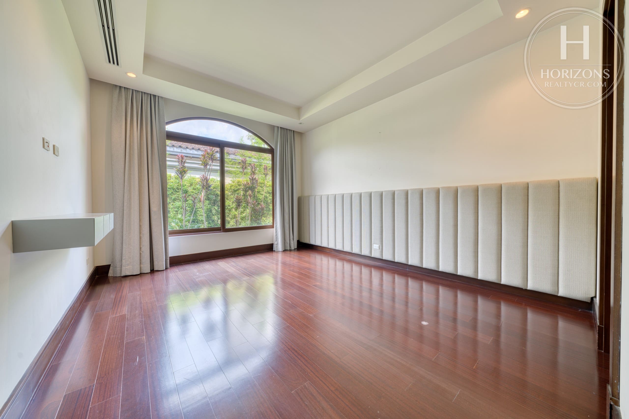 Casa De Lujo En Condominio Bosque De Lindora Santa Ana - NJA1425JB - exterior
