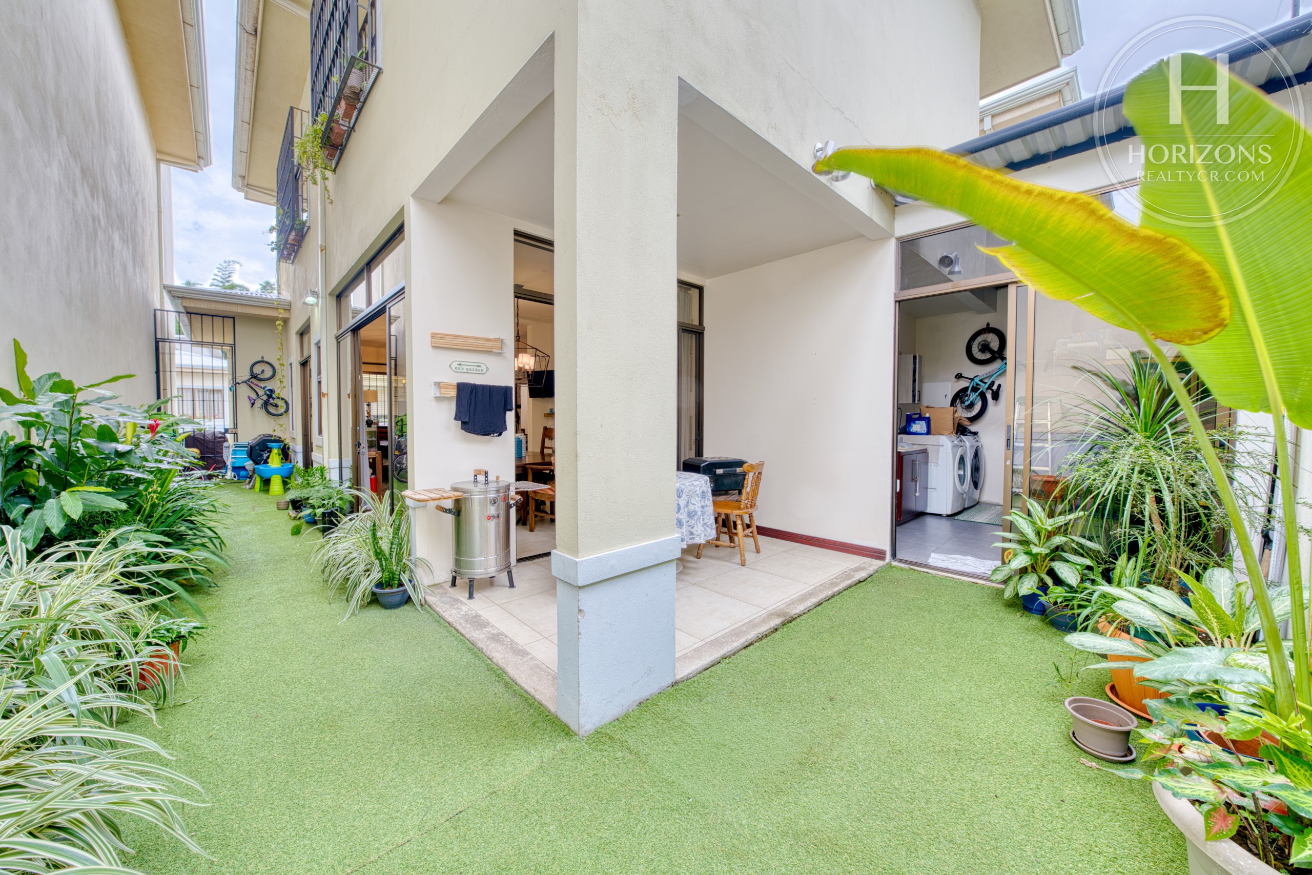 Casa En Venta Granadilla Curridabat Altamonte | Horizons Realty