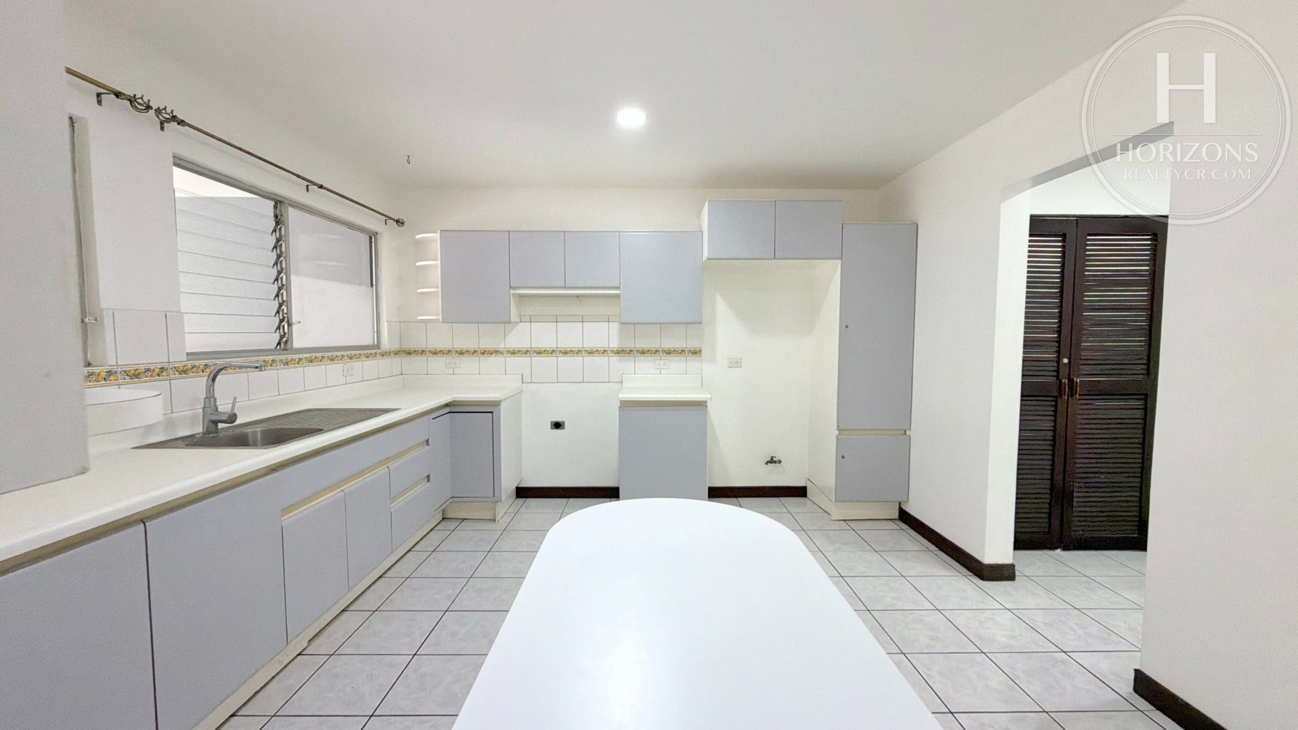Casa En Venta El Pinar San Pedro | Horizons Realty