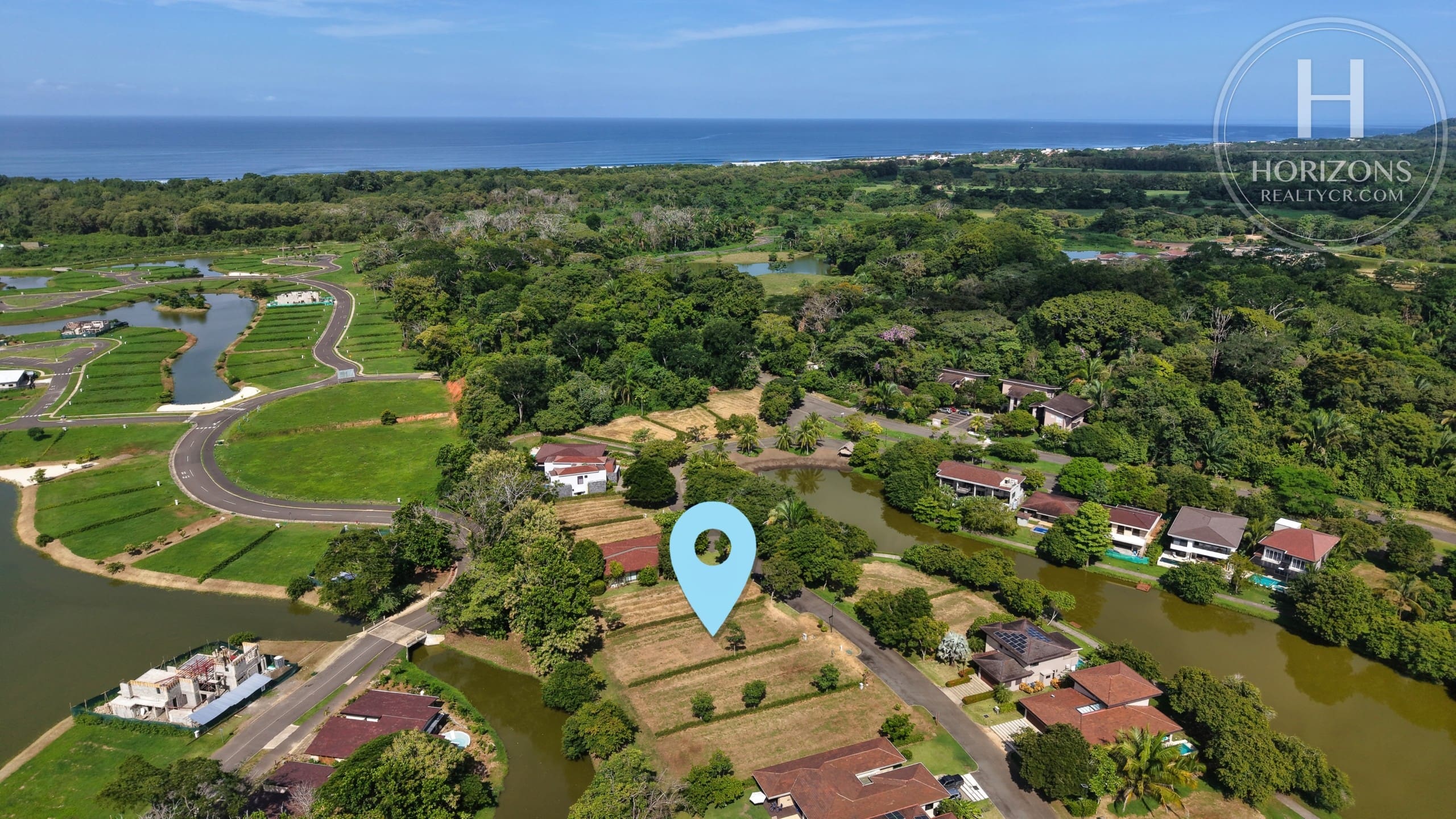 Se Vende Lote De 643 M² En Místico Comunidad De Playa, Playa Hermosa De Garabito Nja1429Dm
