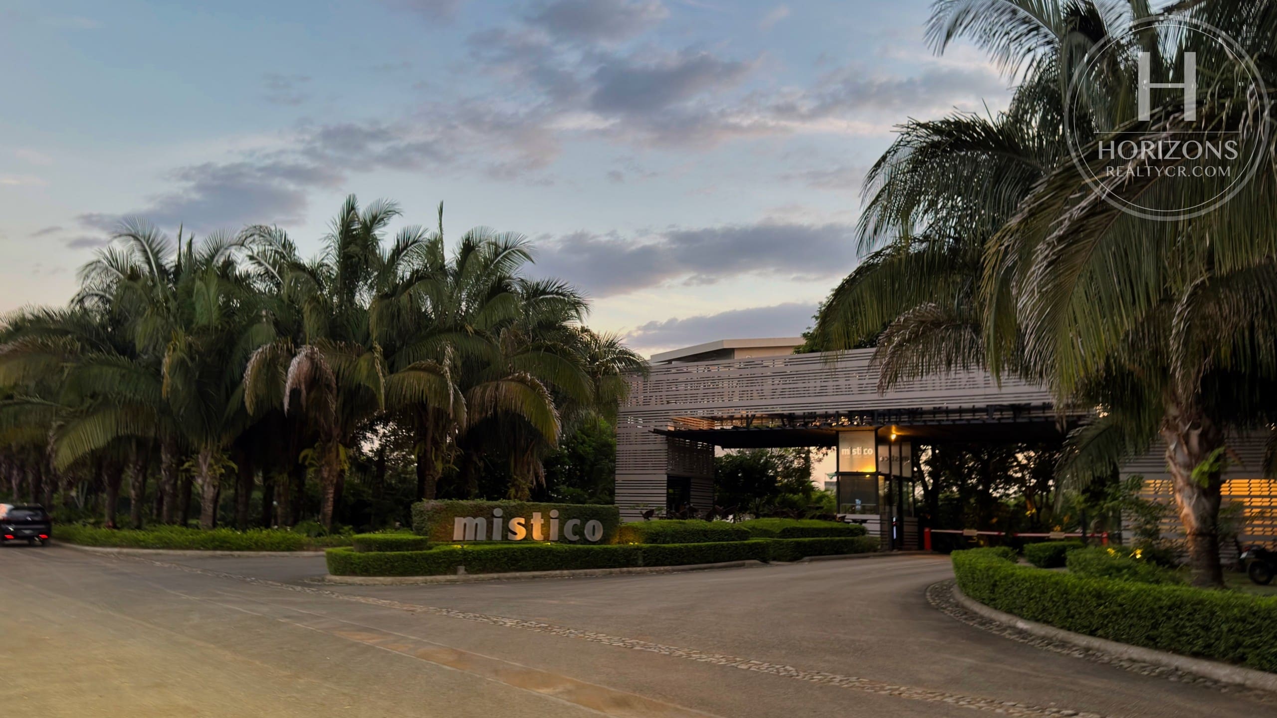 Lote En Venta Mistico Playa Hermosa | Horizons Realty