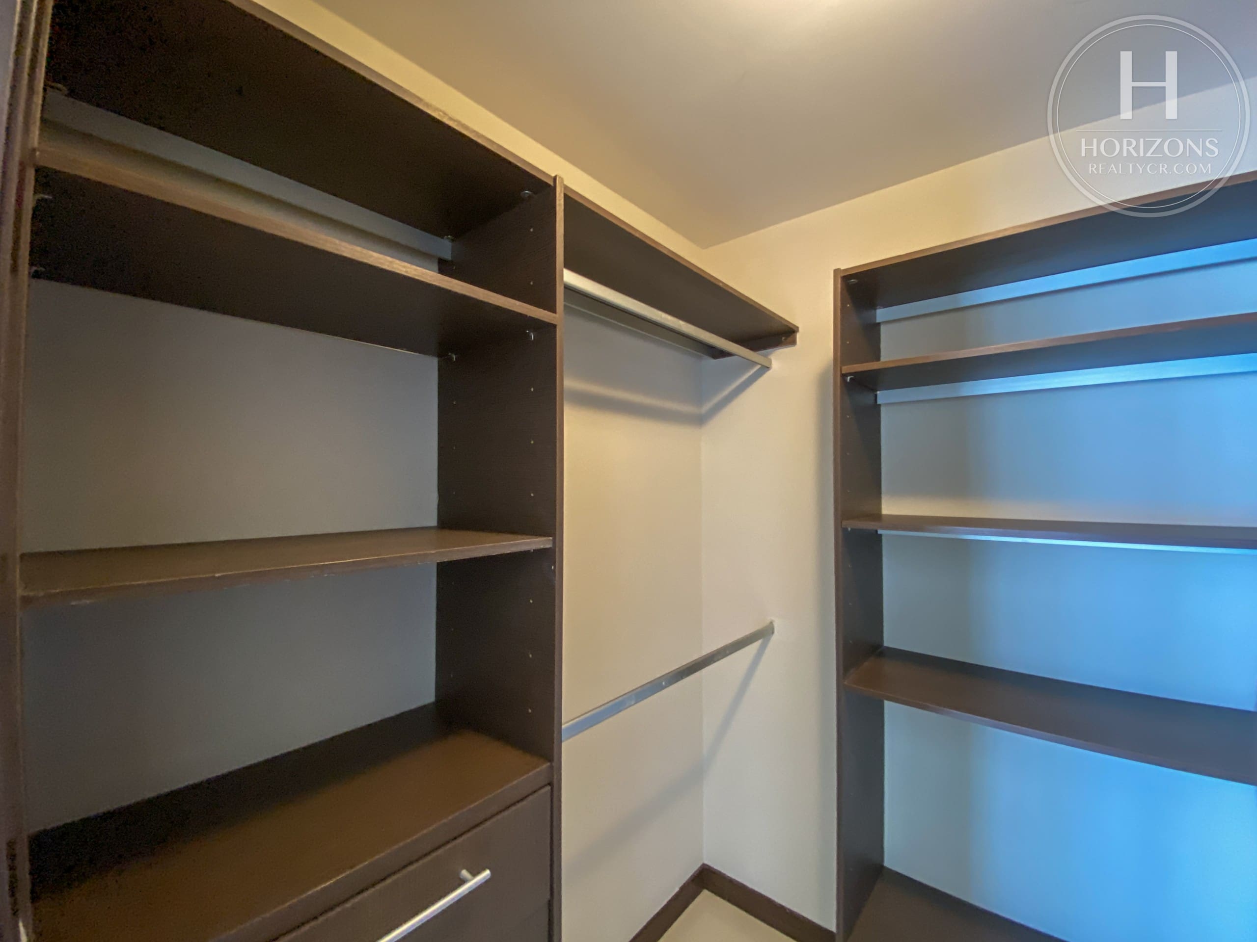 Alquiler Apartamento San Pedro Montes Oca | Horizons Realty