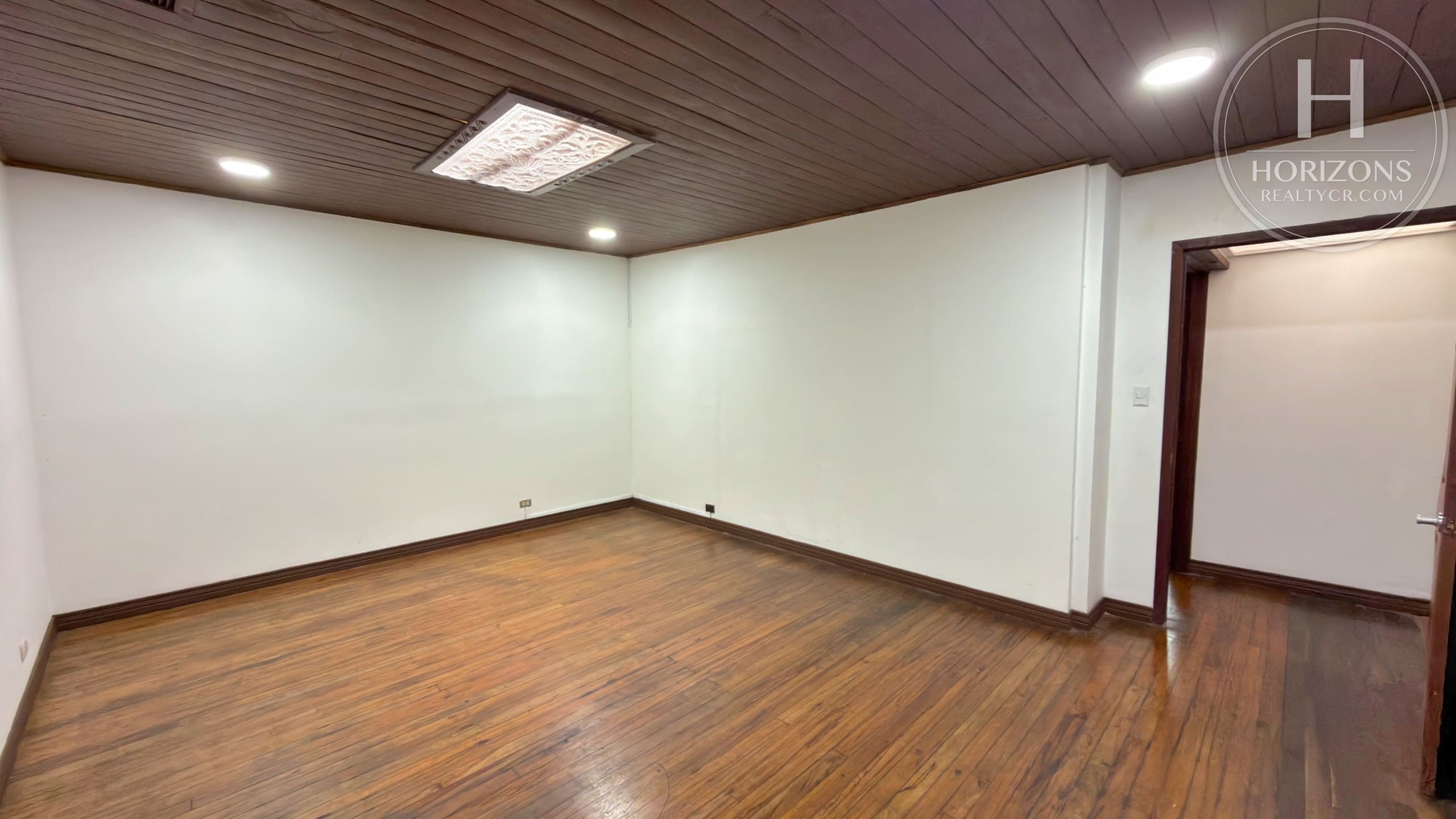 Alquiler Casa Uso Mixto Los Yoses - NJA1432JB - exterior