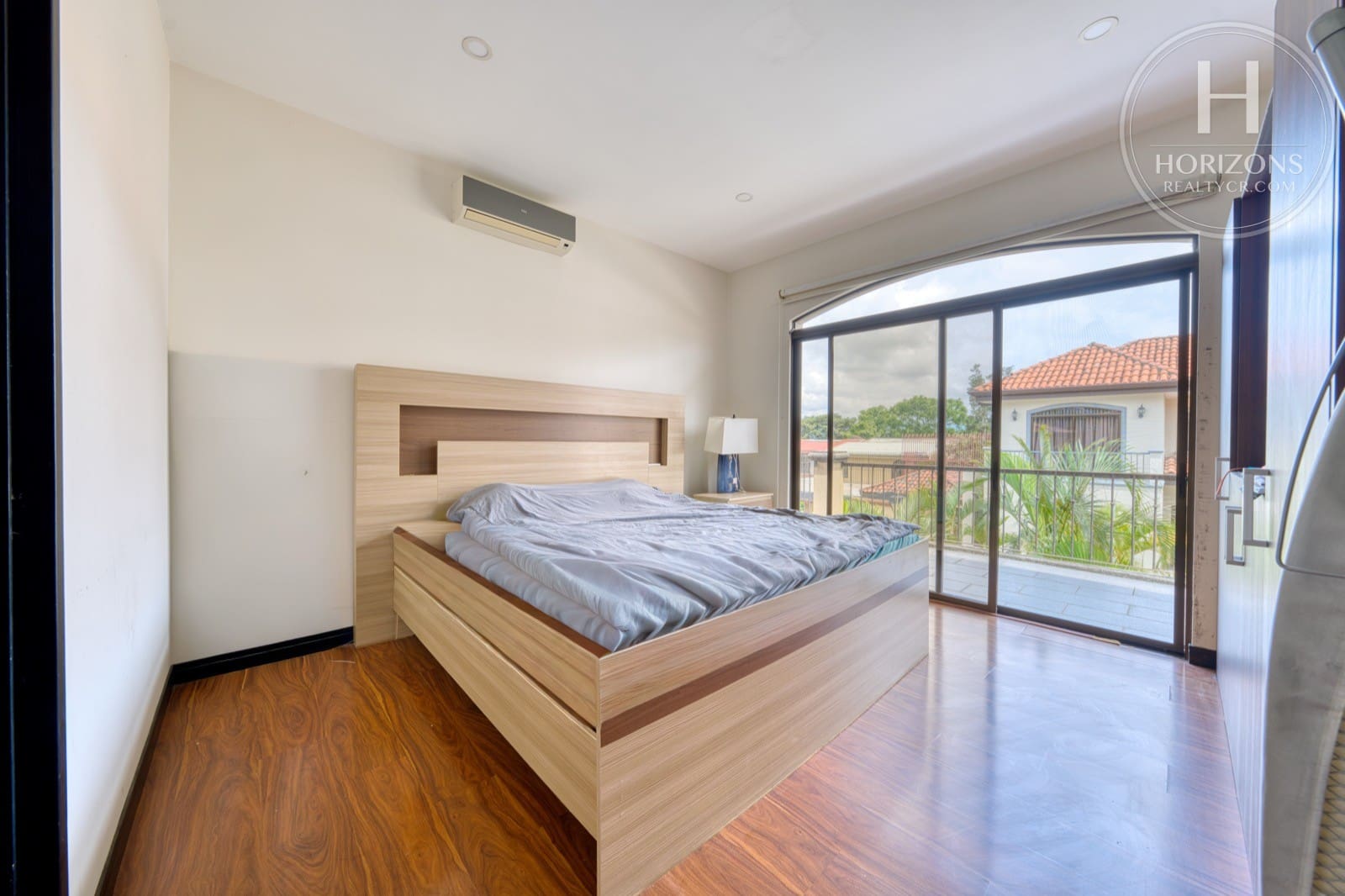 Casa en venta Condominio Loma Real Escazú - habitación