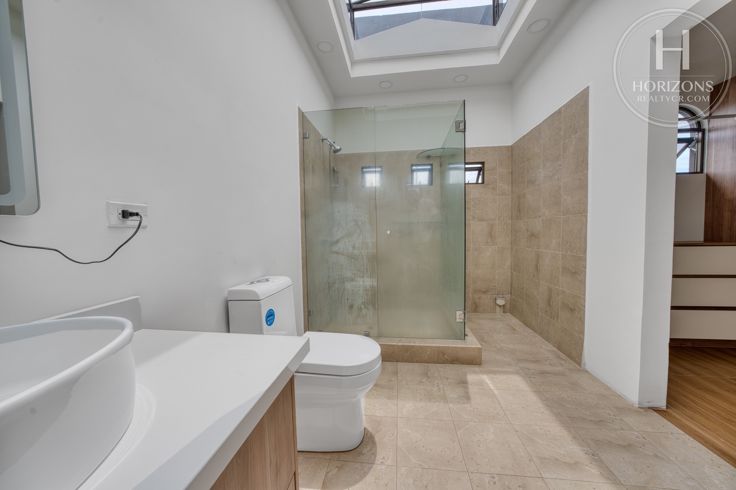 Condominio Santa Lucía | Horizons Realty