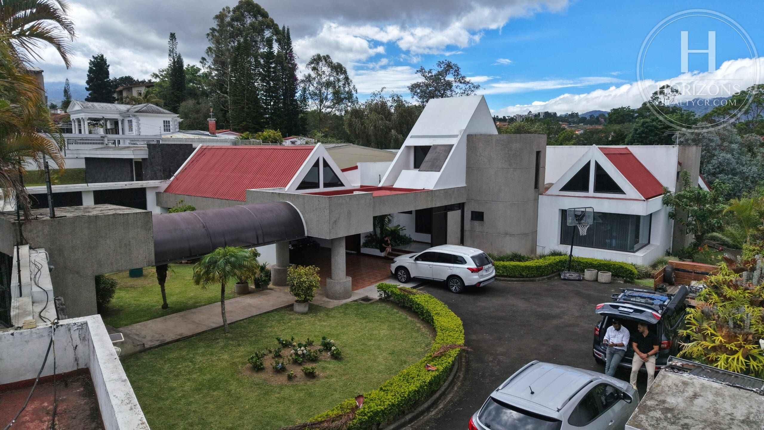 Granadilla De Curridabat | Horizons Realty
