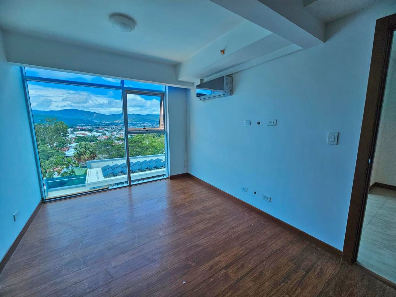 Alquiler Apartamento Torre Latitud Los Yoses NJA1437SB