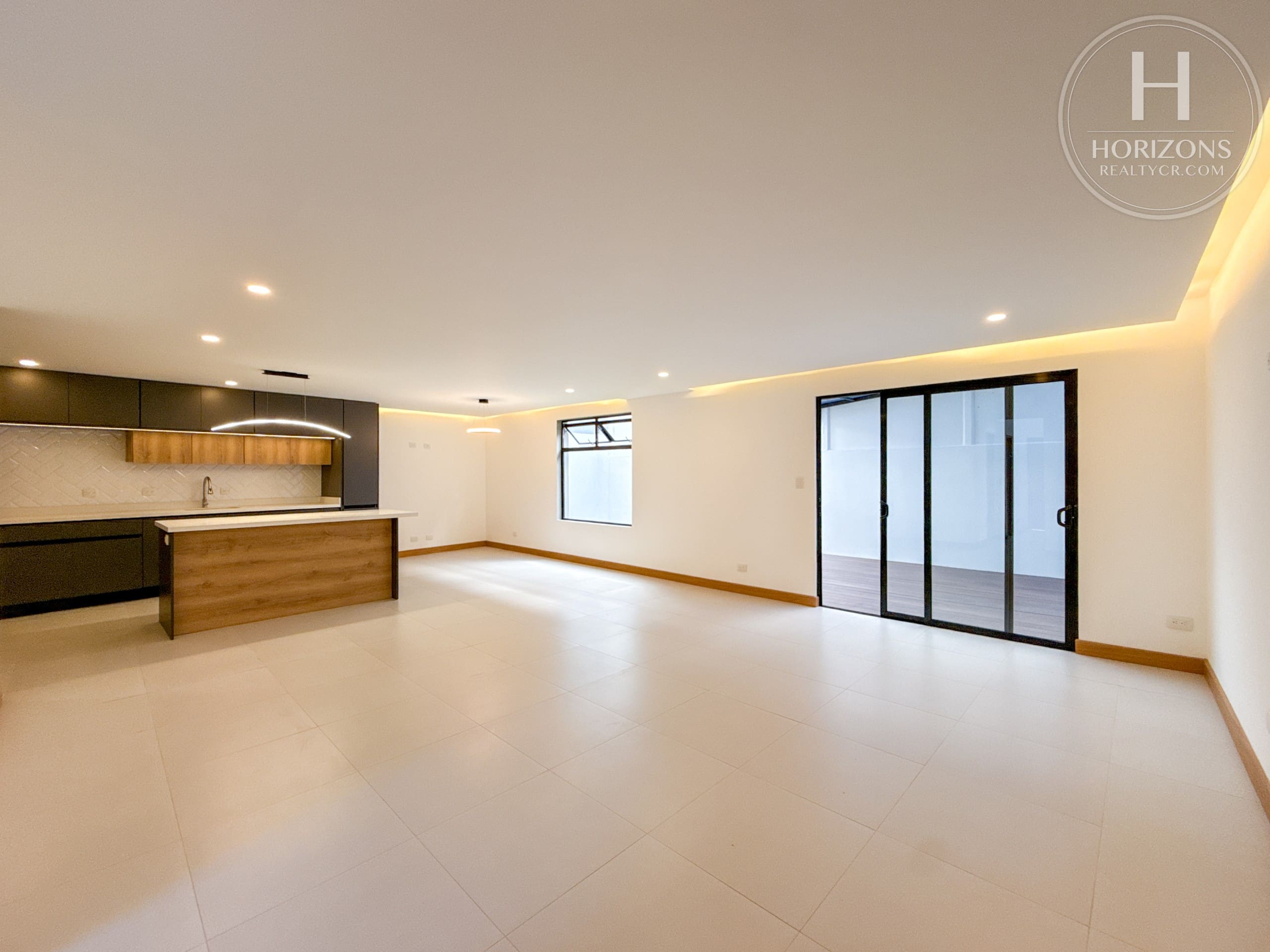 Casa En Venta Distrito San Juan - NJA1440SB - exterior