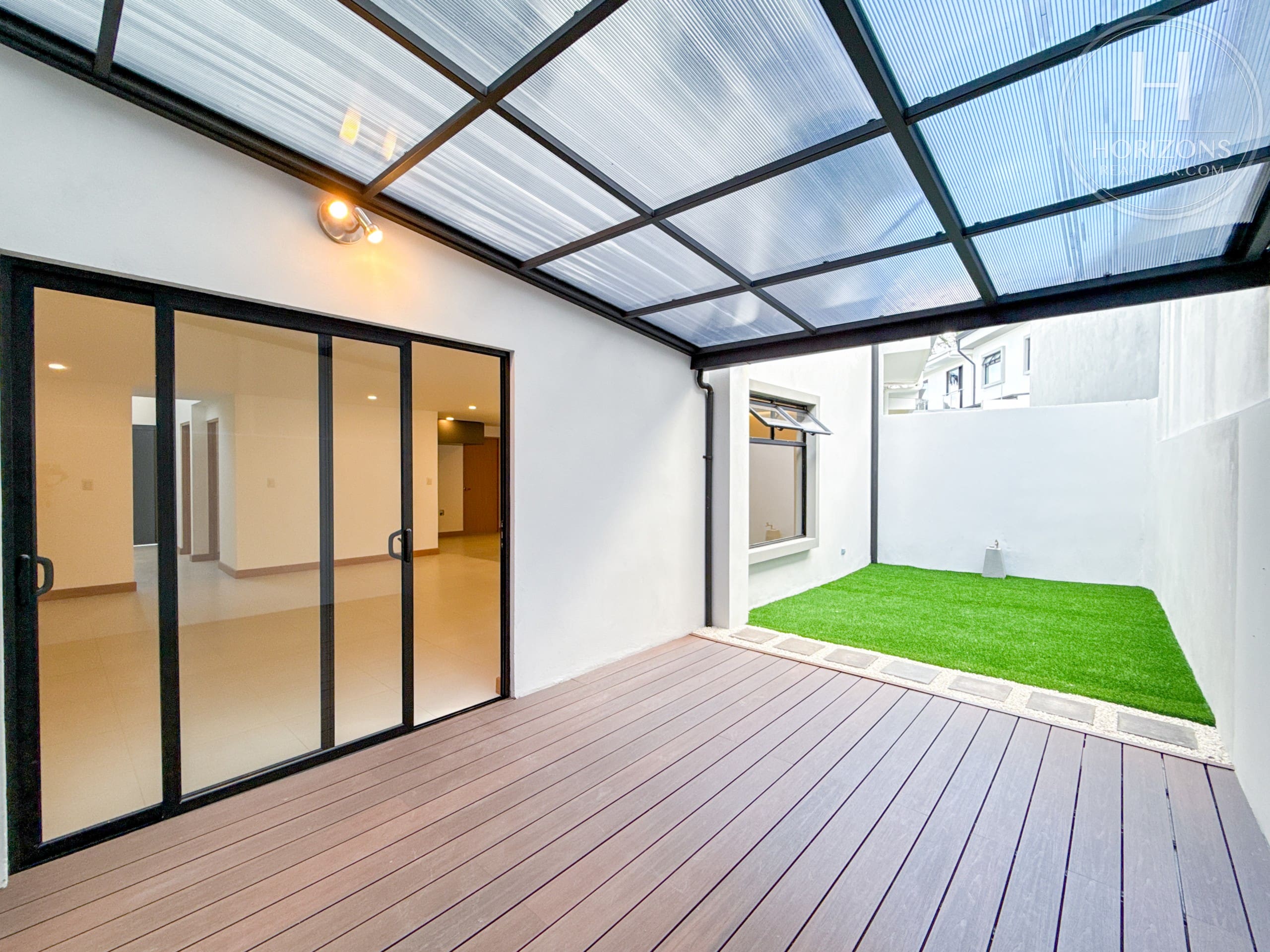 Casa En Venta Distrito San Juan - NJA1440SB - exterior