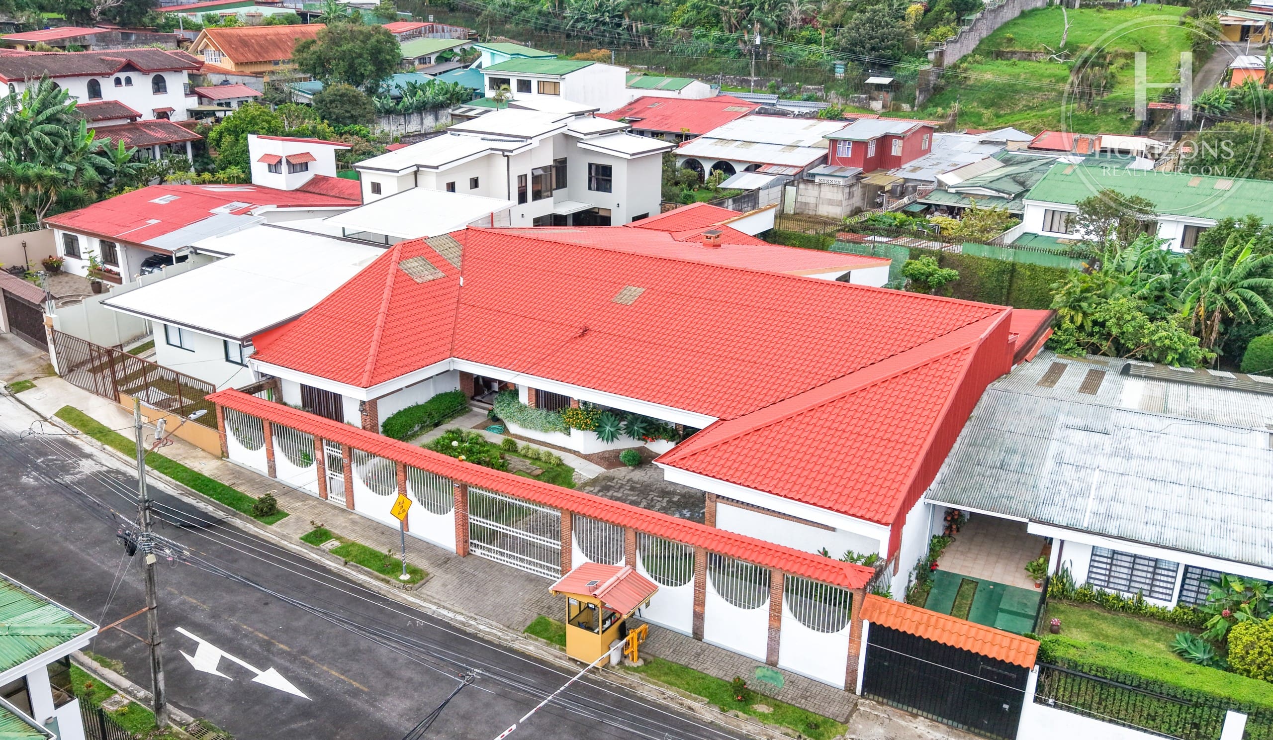 Se Vende Amplia Casa De Una Planta De 684 M² En Sabanilla De Montes De Oca Nja1441Dm