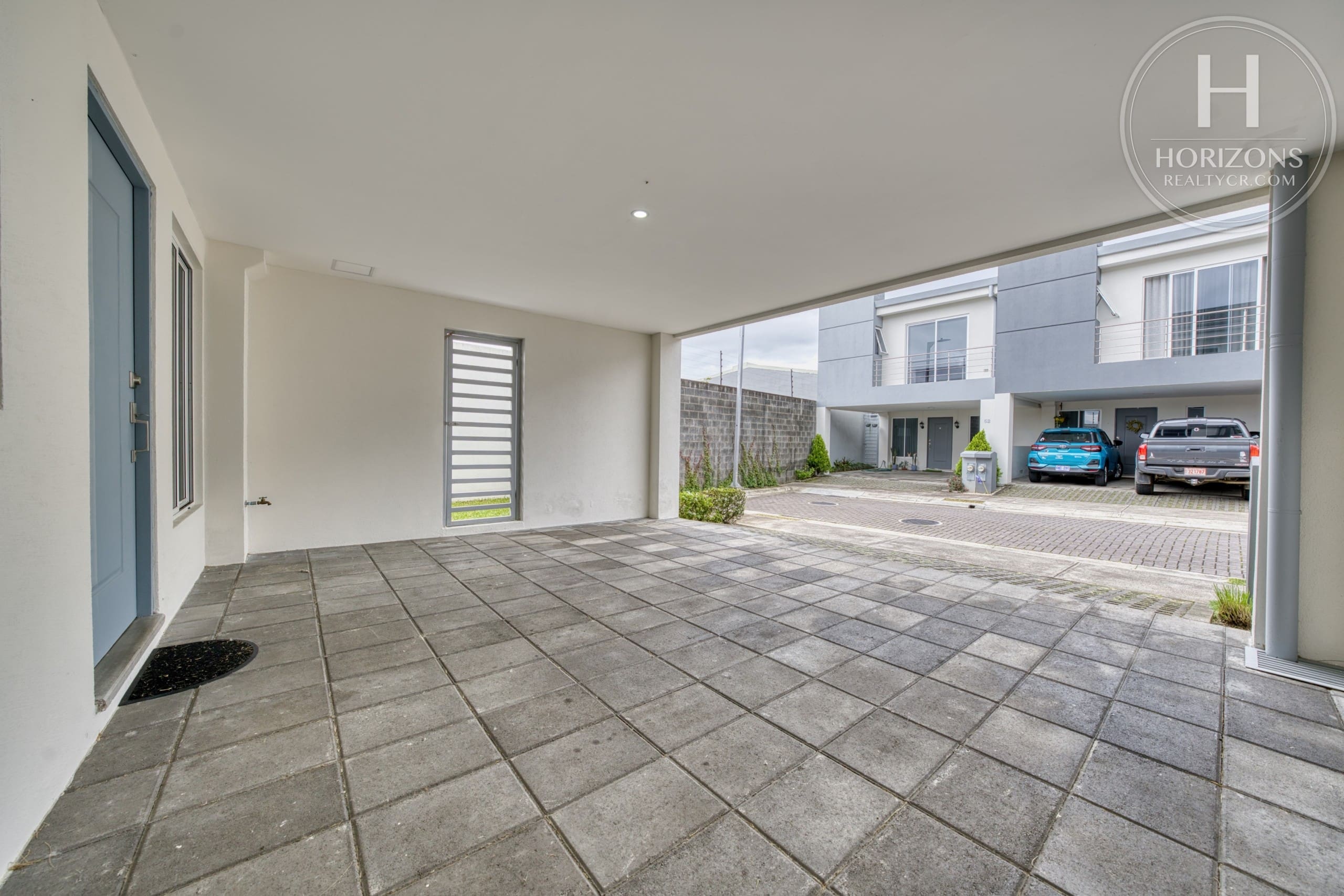 Condominio Altos De Sabanilla | Horizons Realty