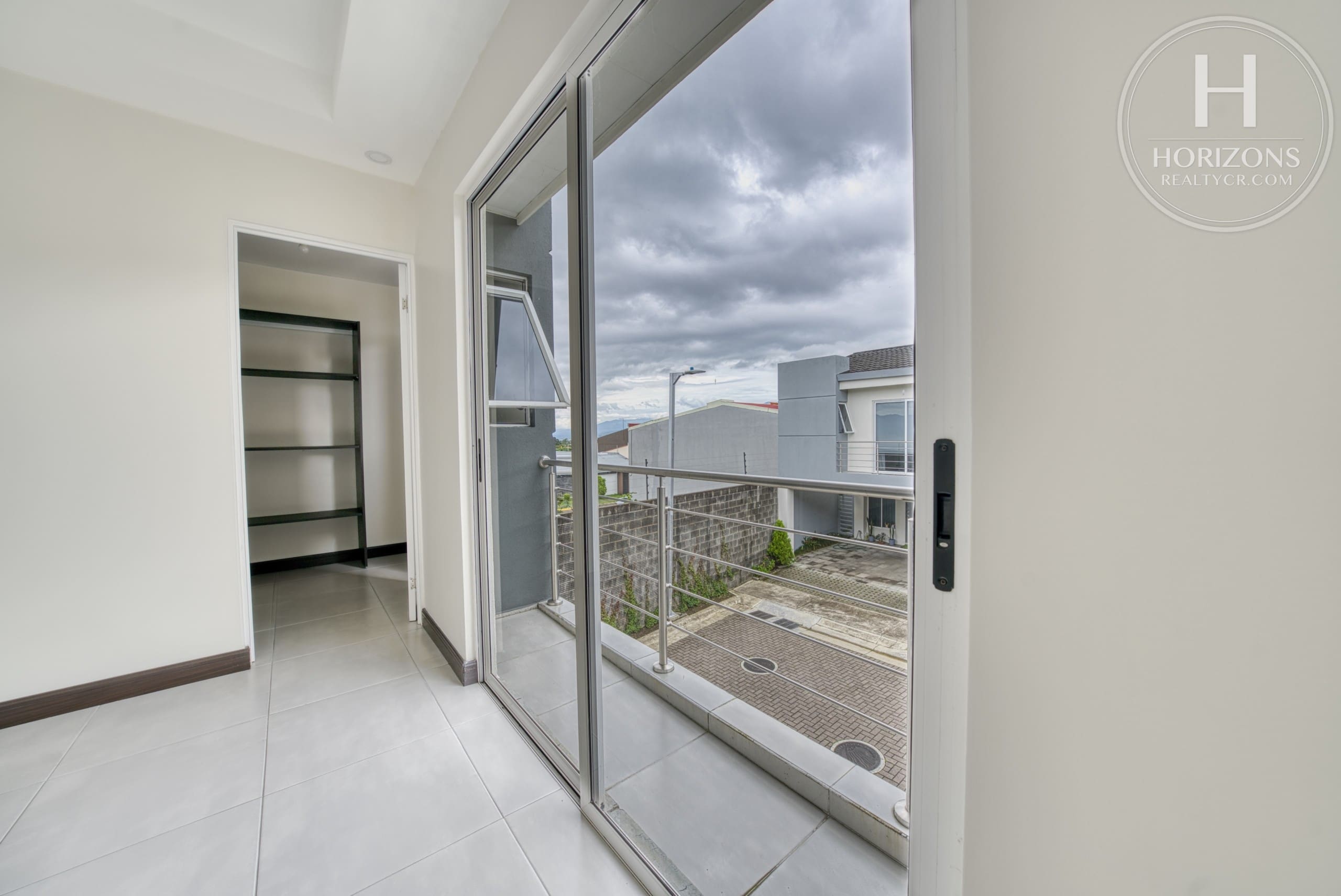 Condominio Altos De Sabanilla | Horizons Realty