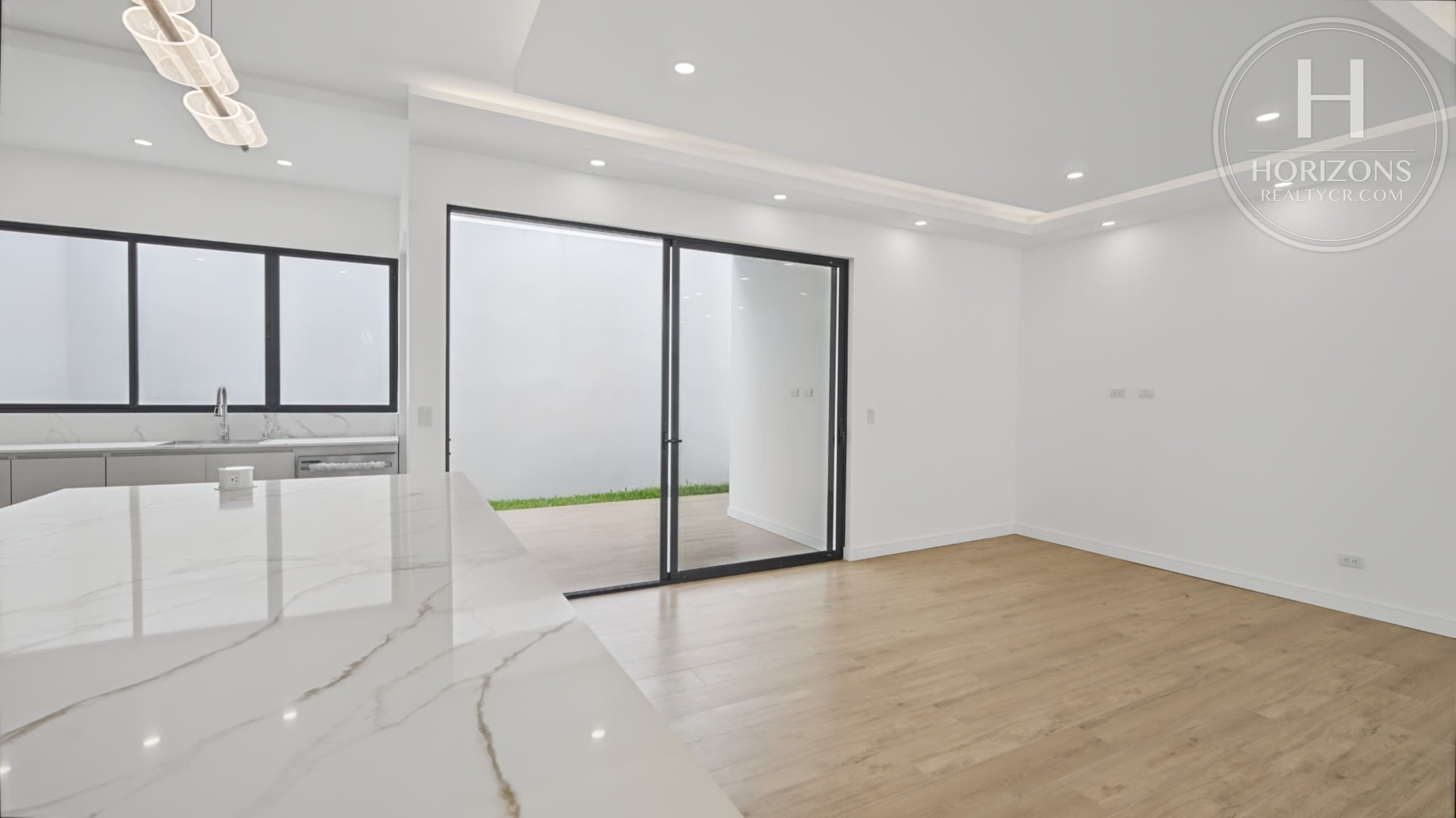 Condominio Distrito San Juan - vista interior