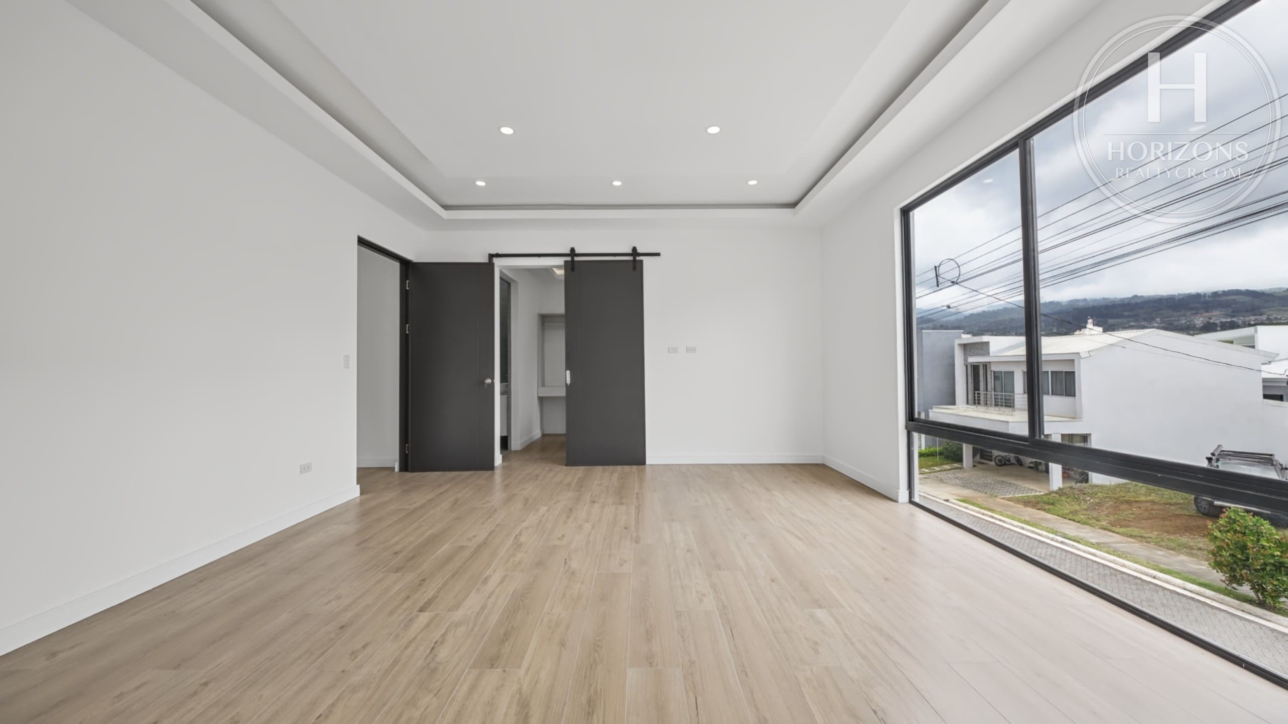 Condominio Distrito San Juan | Horizons Realty