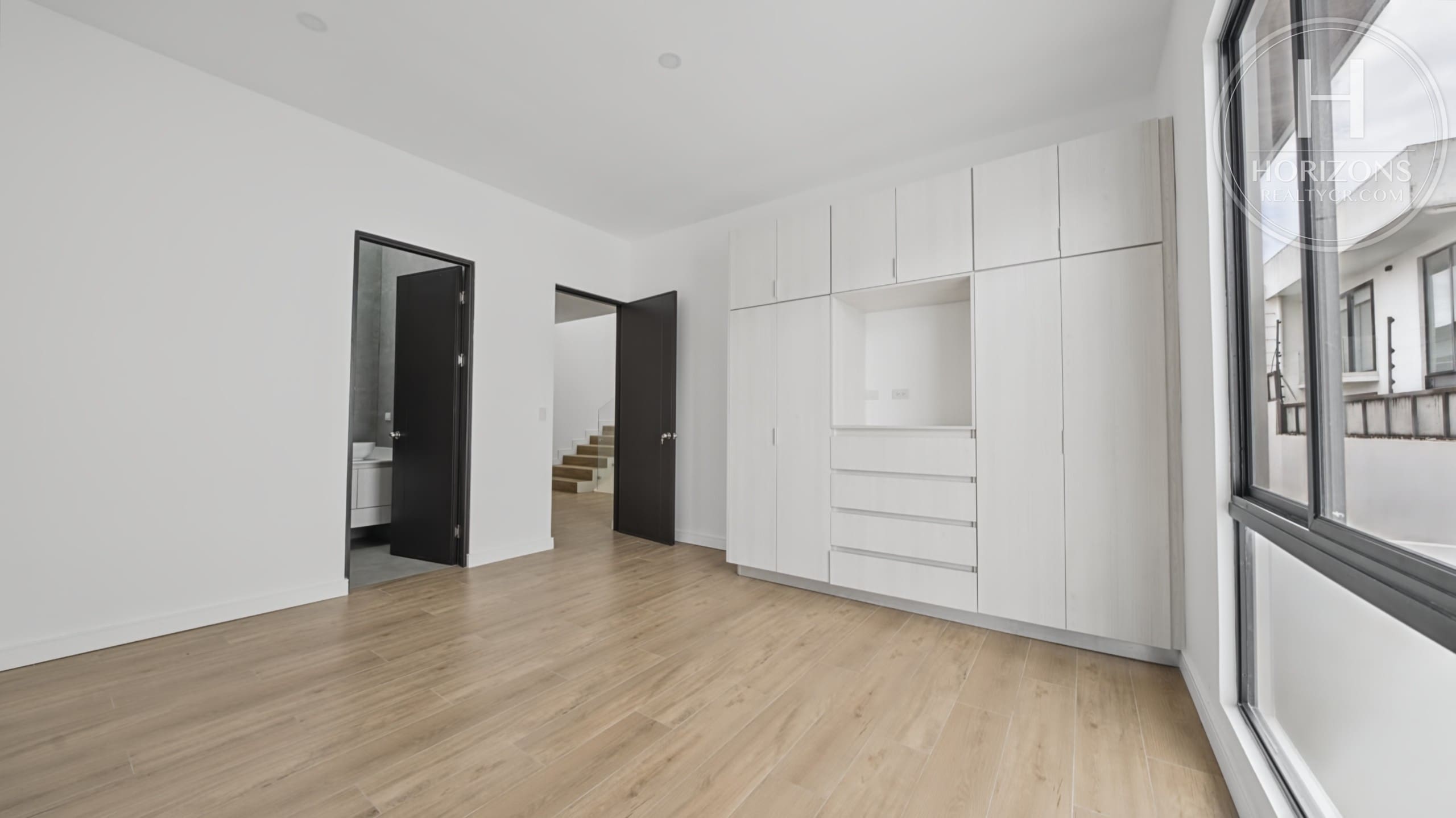 Condominio Distrito San Juan | Horizons Realty