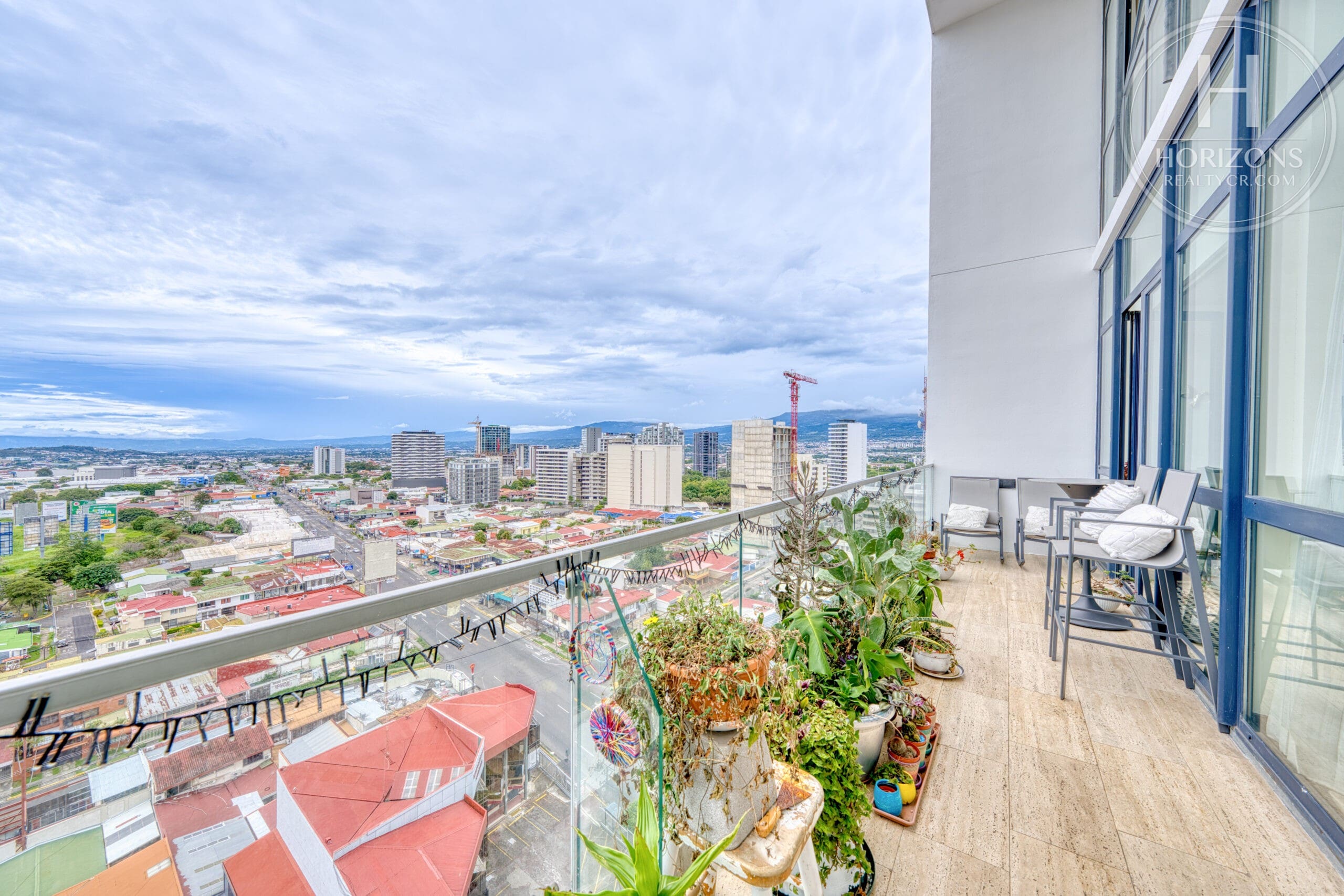 Apartamento En Metropolitan Tower | Horizons Realty