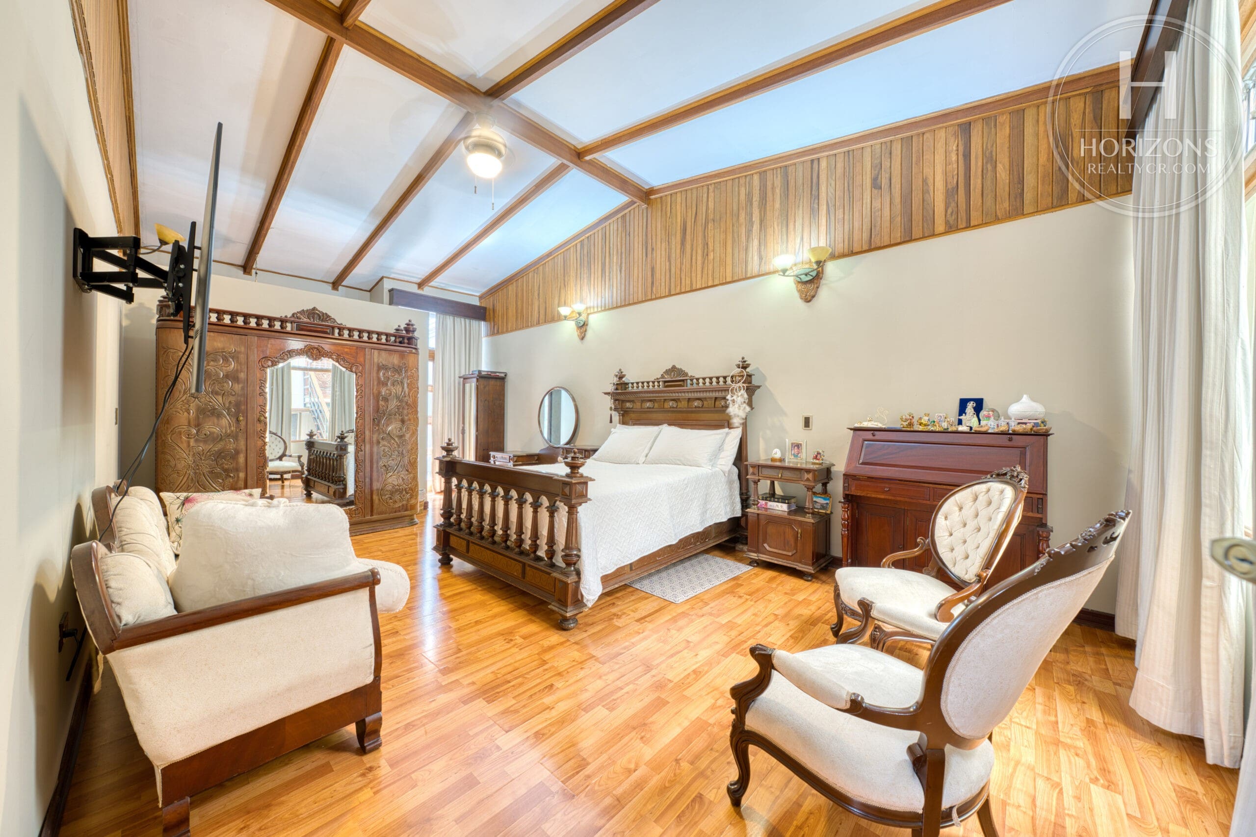 Casa de una planta en Los Yoses Sur - habitación principal