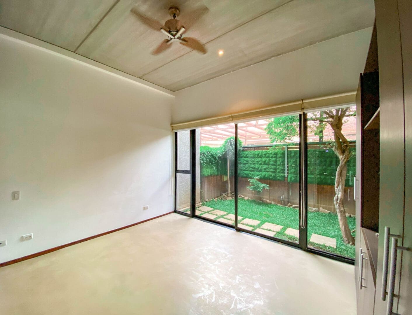 Piedades De Santa Ana | Horizons Realty