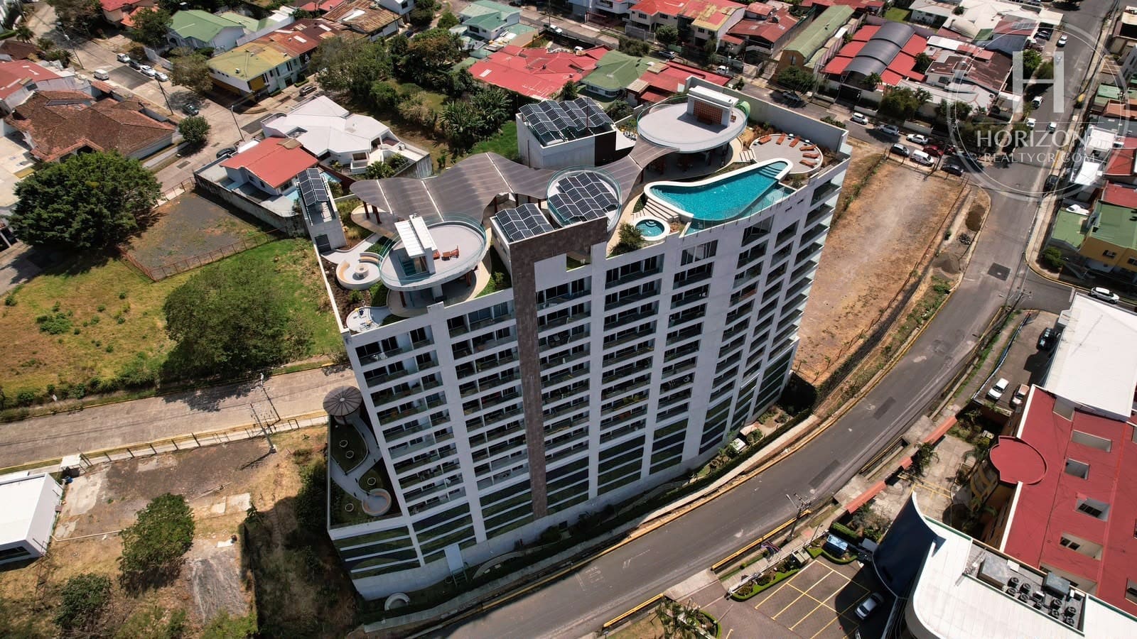 Apartamento Amueblado En Torre Iconnia | Horizons Realty