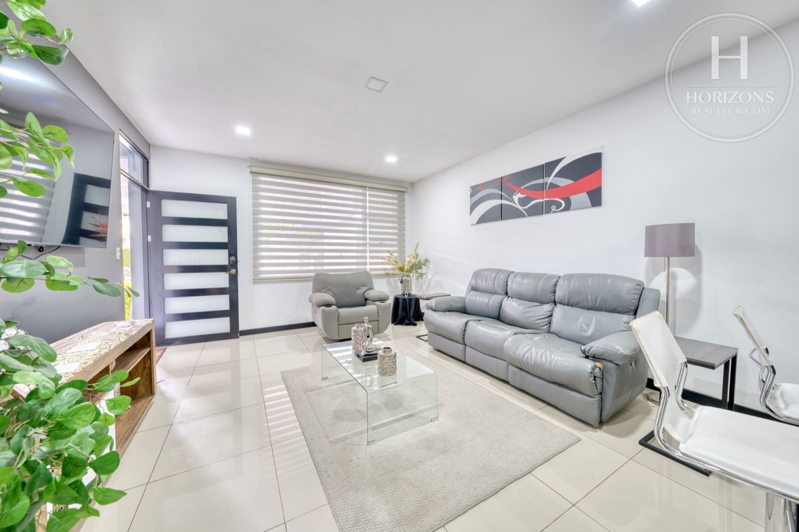 Casa en venta Condominio Cedros del Este Curridabat - sala