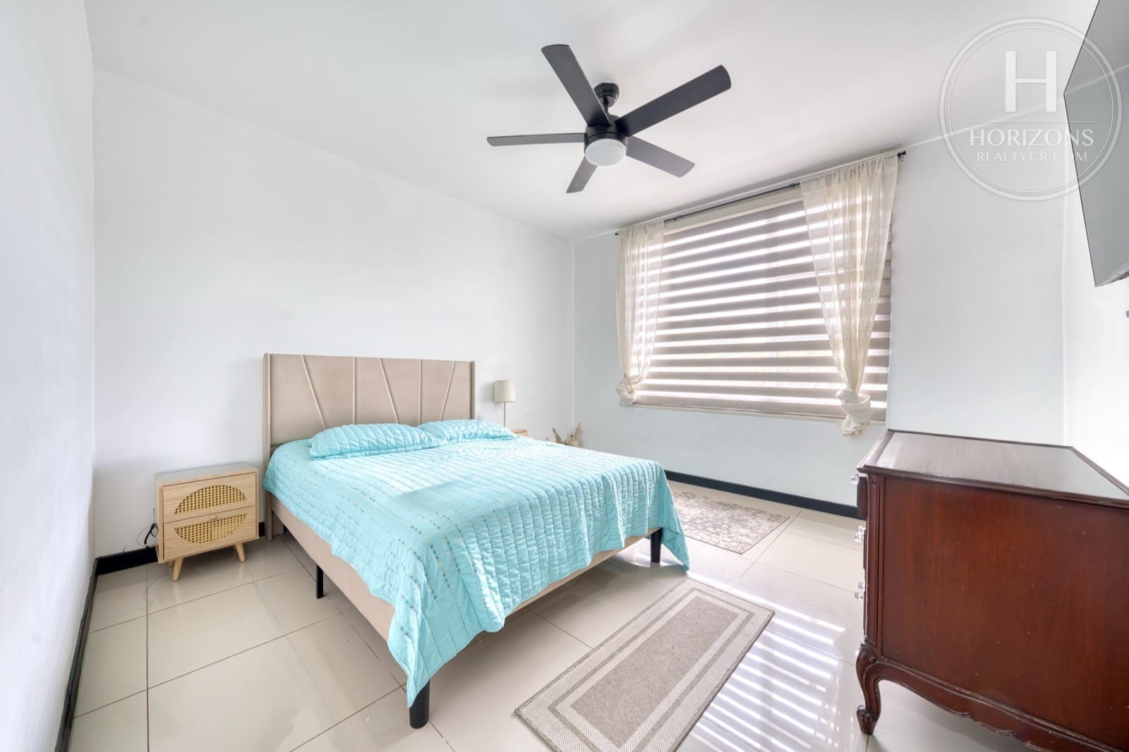 Casa en venta Condominio Cedros del Este Curridabat - habitación