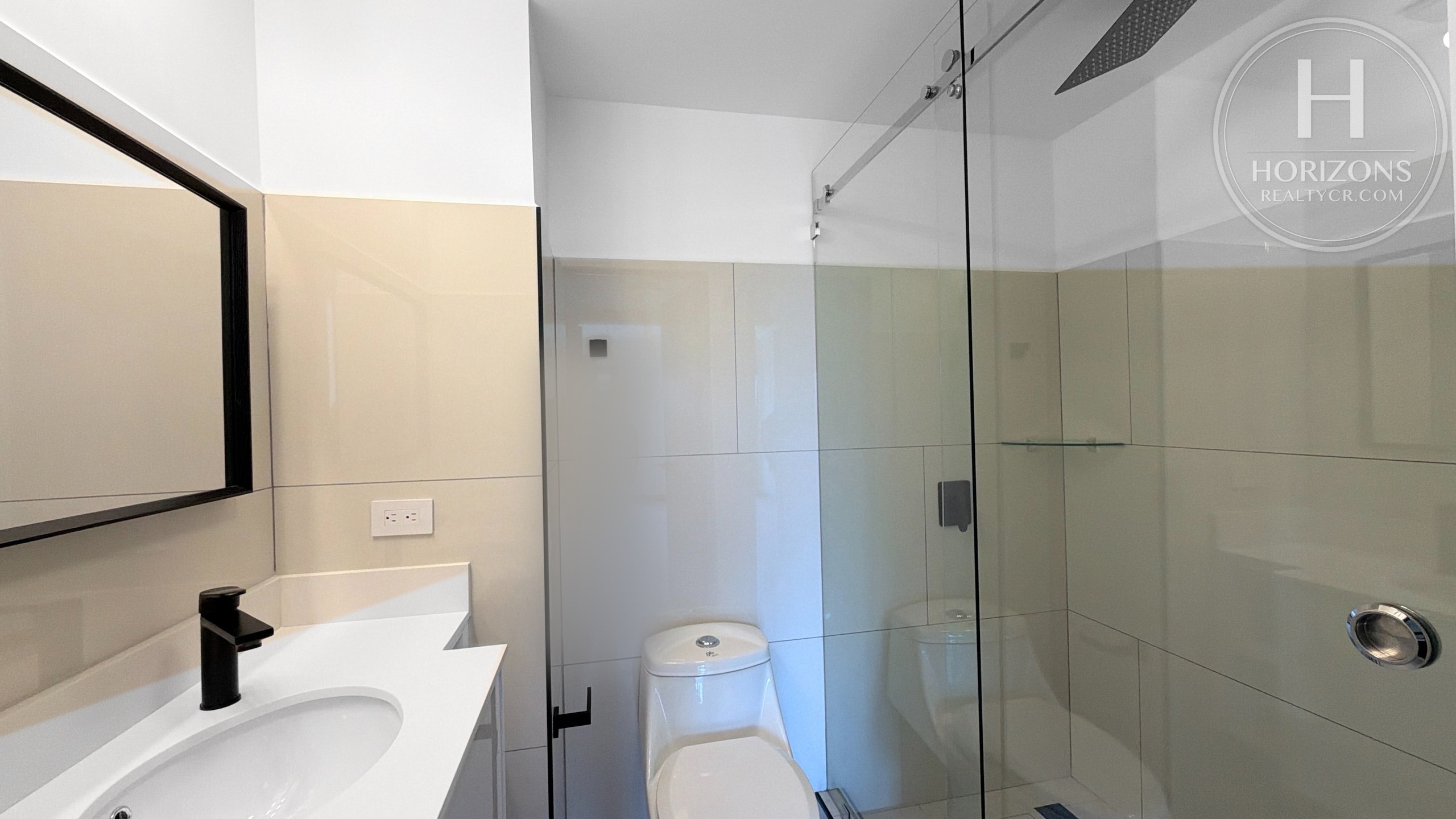 Apartamento en Condominio Khaya Ruta Uno Barreal de Heredia - baño 1