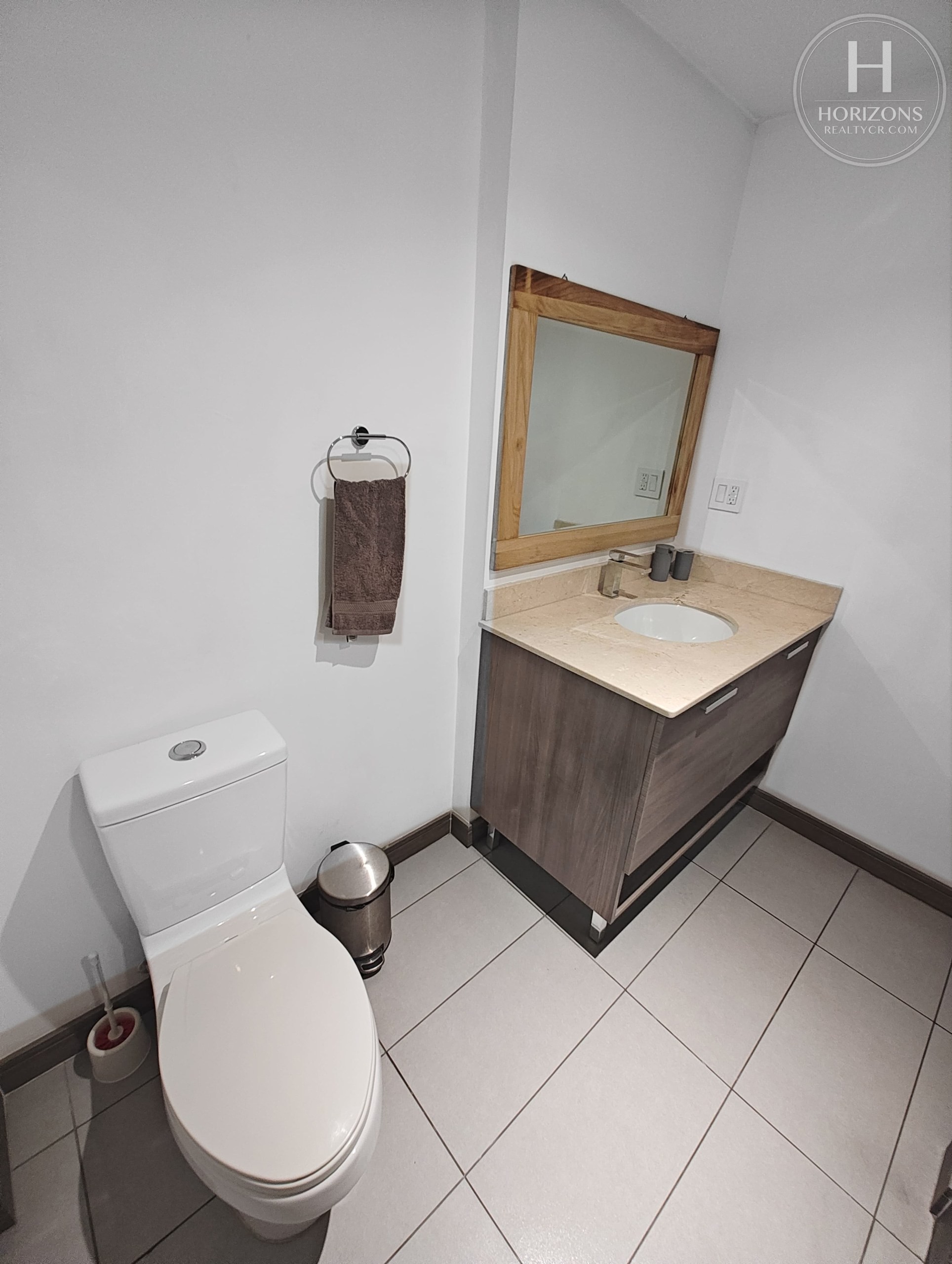 Apartamento Amueblado en Condominio Santa Verde Heredia - baño