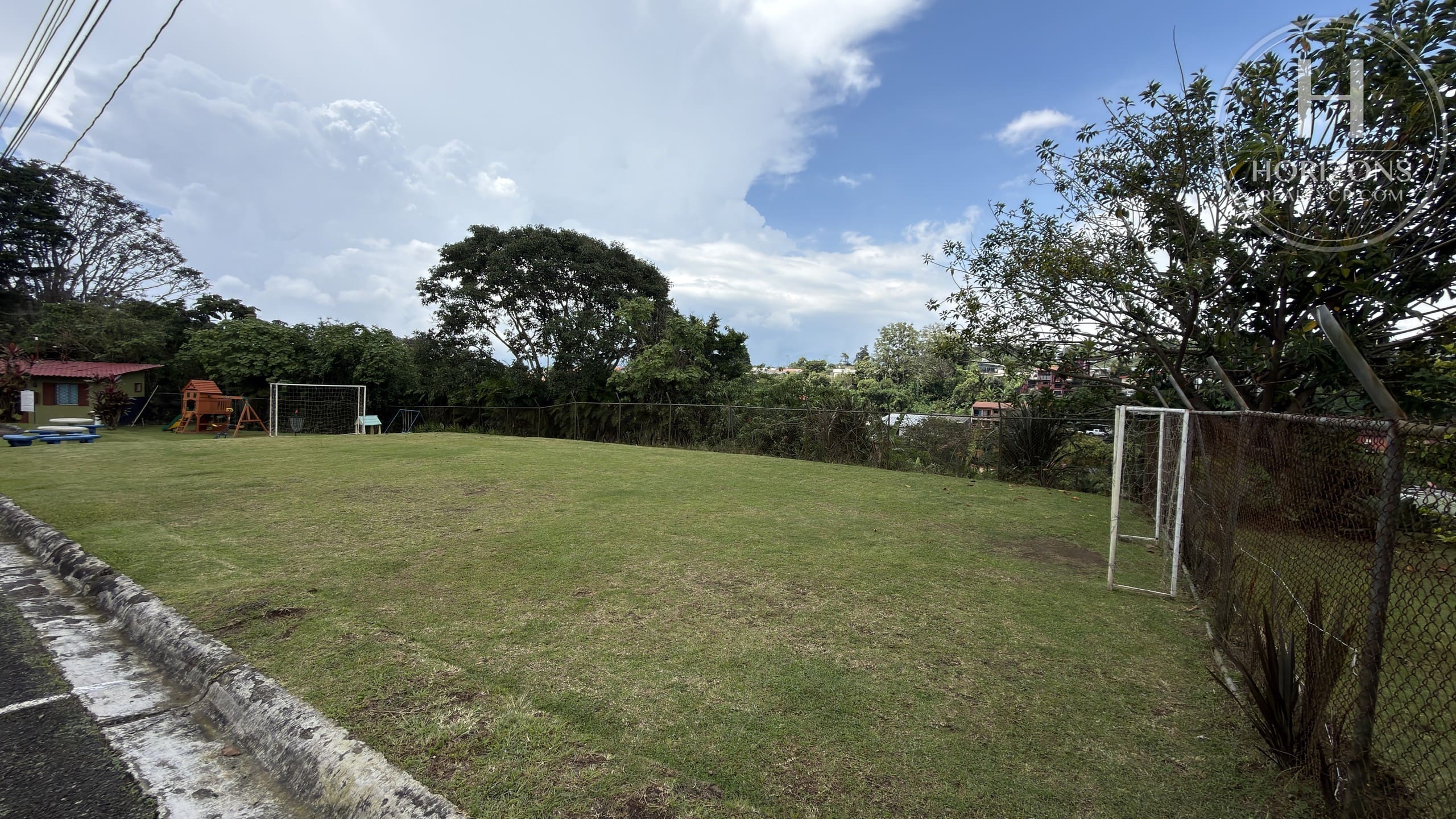 Condominio Bosque Verde | Horizons Realty