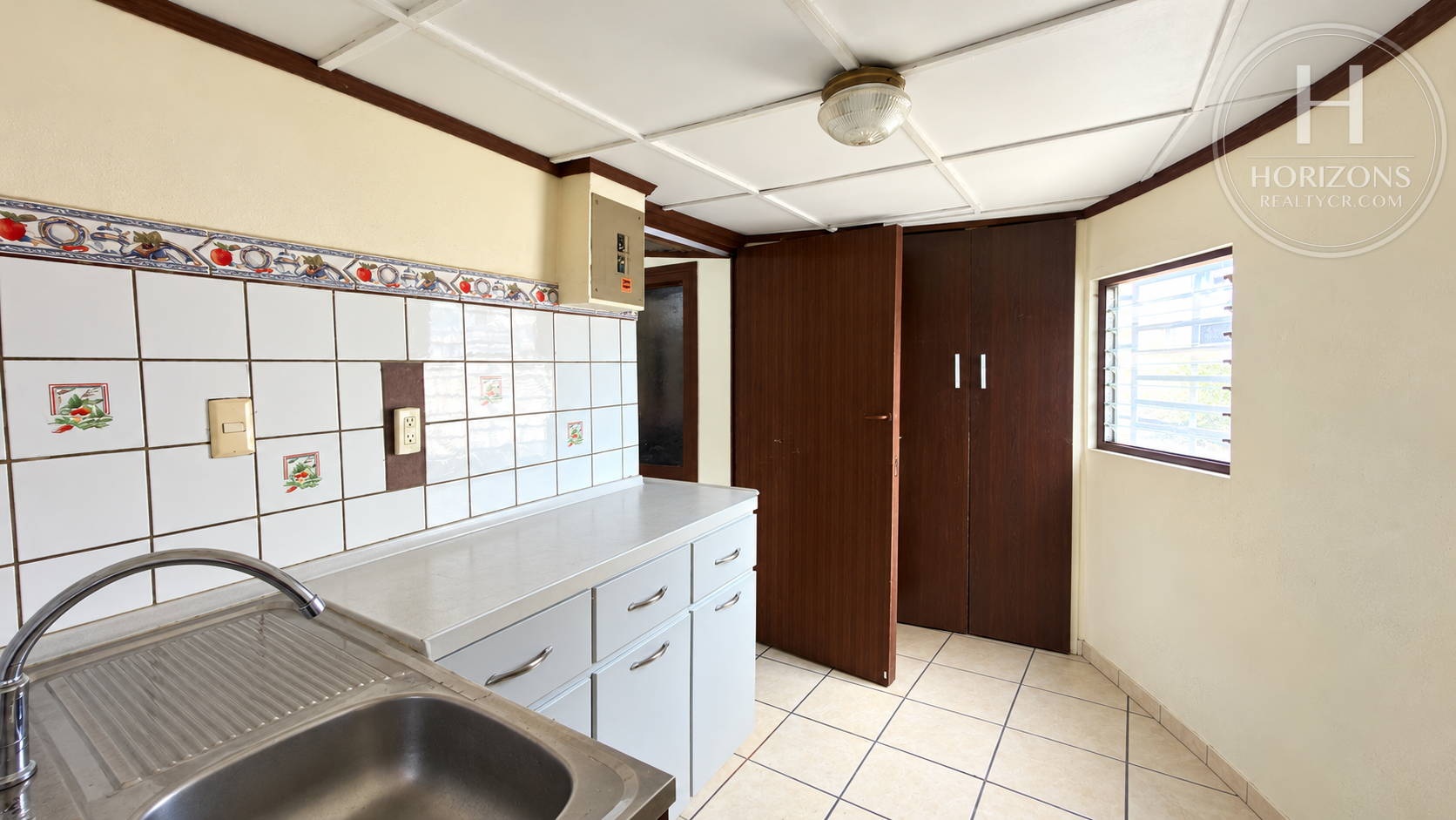 Apartamento en alquiler en Zapote - cocina