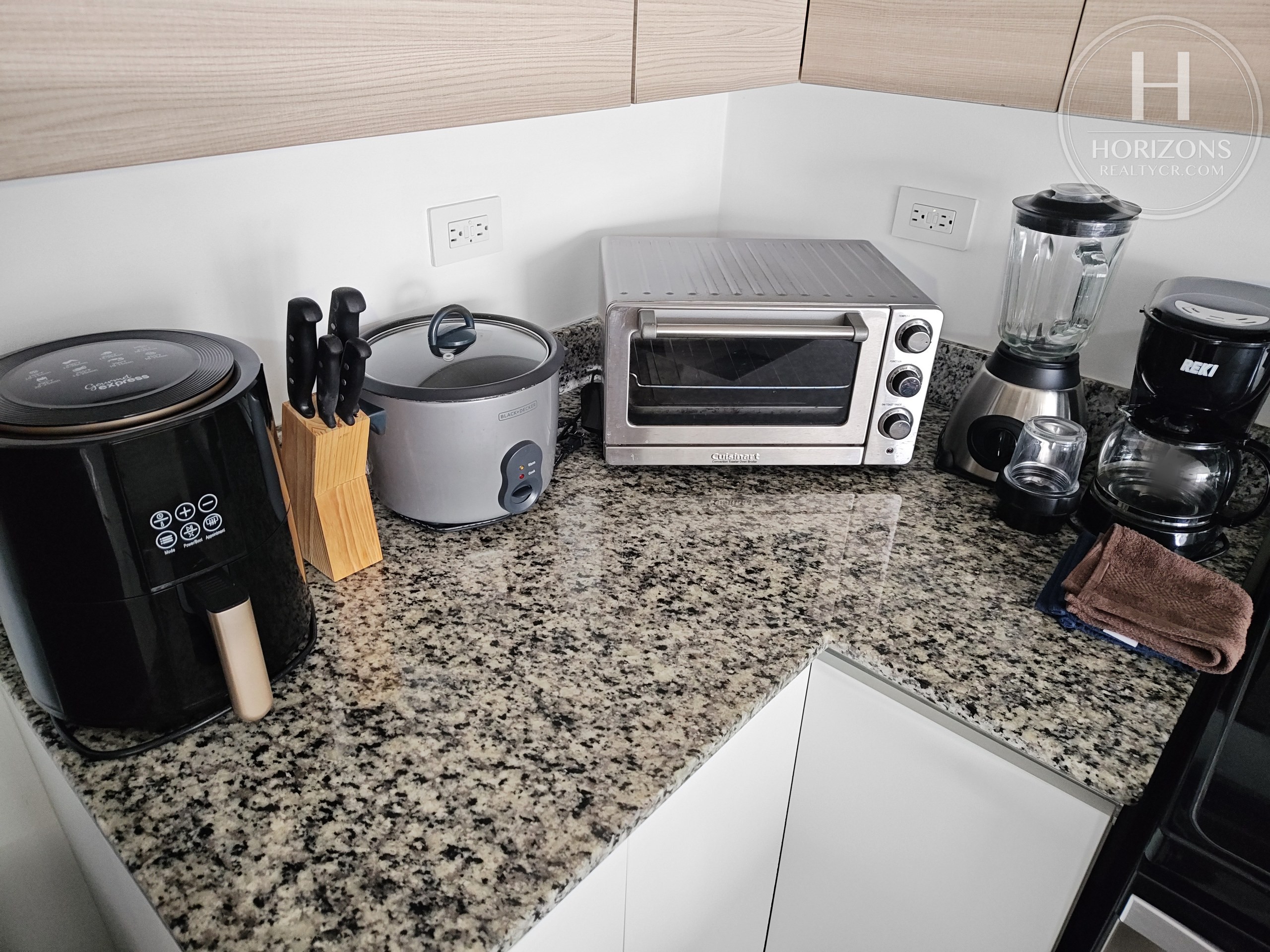 Apartamento Amueblado en Condominio Santa Verde Heredia - electrodomésticos de cocina