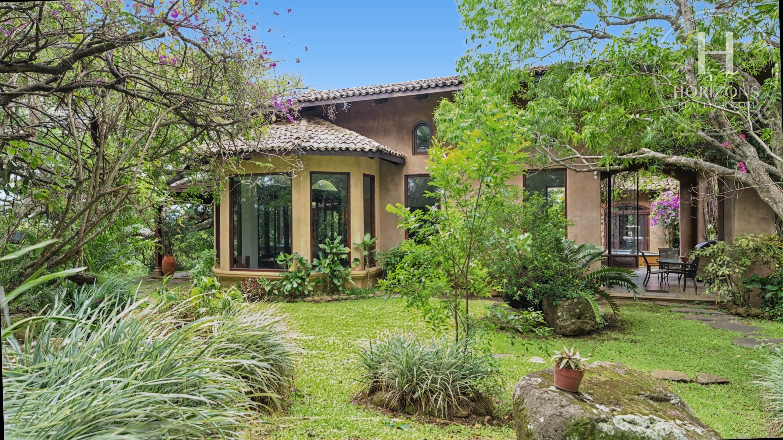 Casa En Venta En San Rafael De Alajuela | Horizons Realty