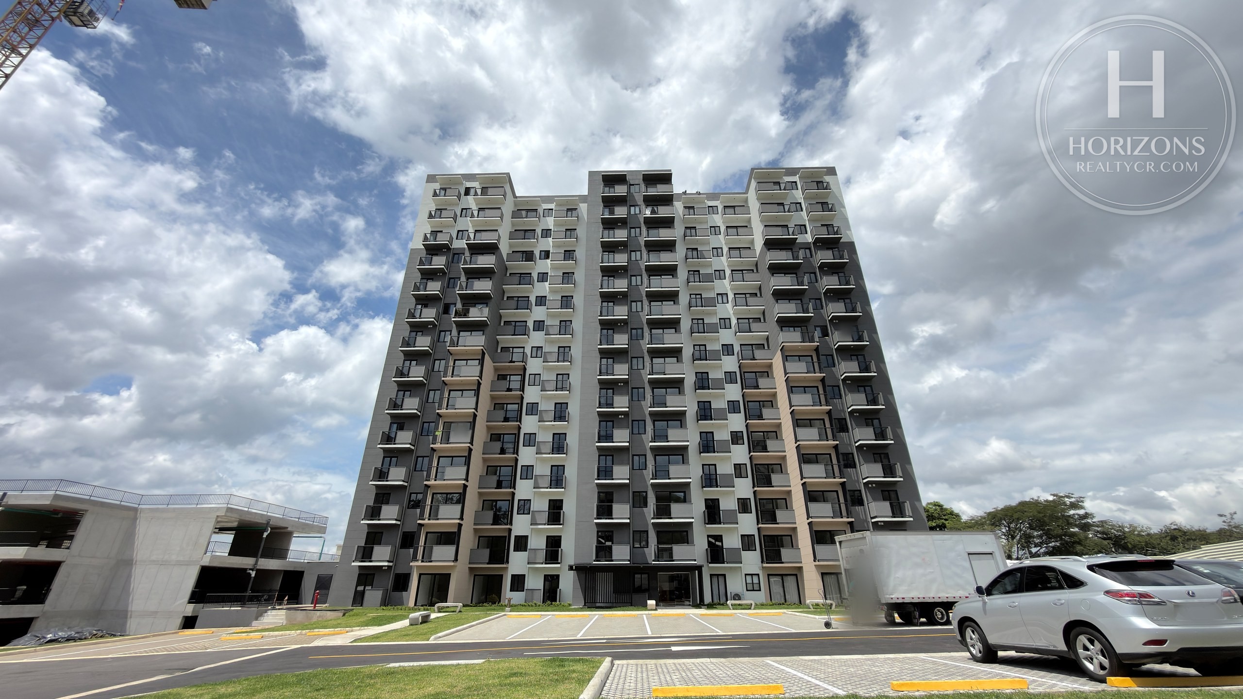 Apartment For Rent In Khaya Ruta Uno, Barreal De Heredia, Costa Rica — 2 Bedrooms With Balcony, 5Th Floor Nja1471Jb