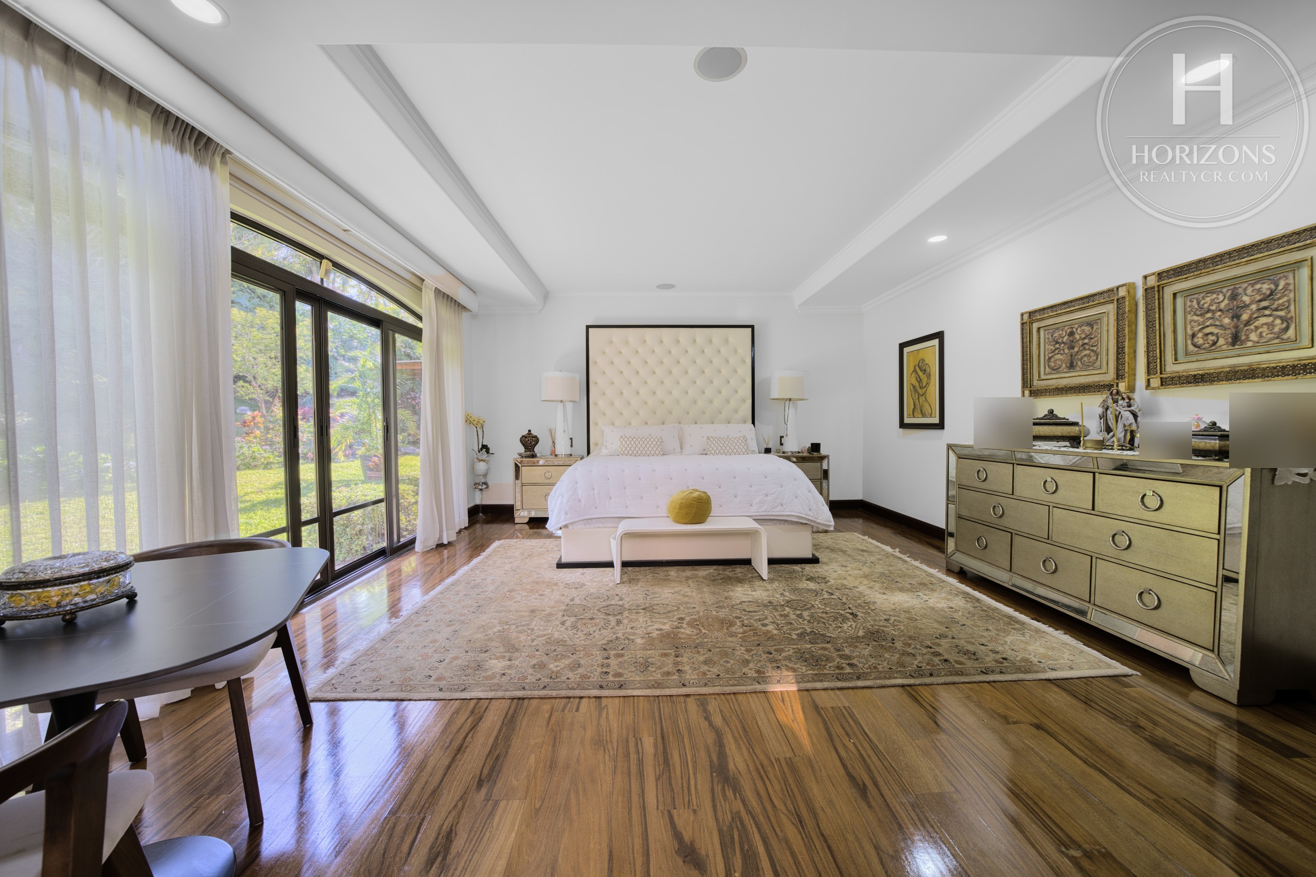Condominio Monterán | Horizons Realty