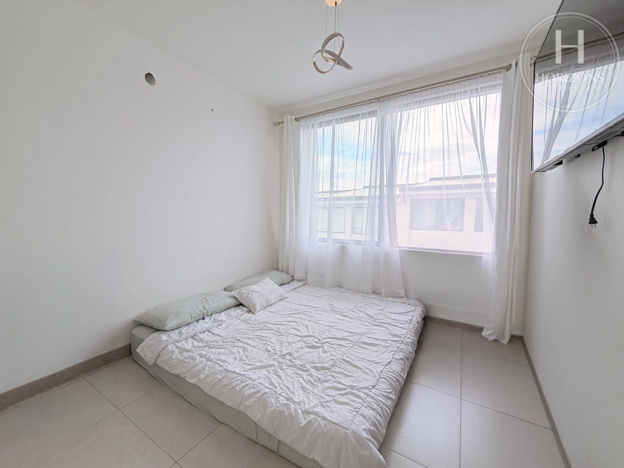 Condominio Lindora Village | Horizons Realty