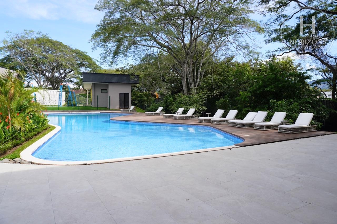 Condominio Lindora Village NJA1465JB