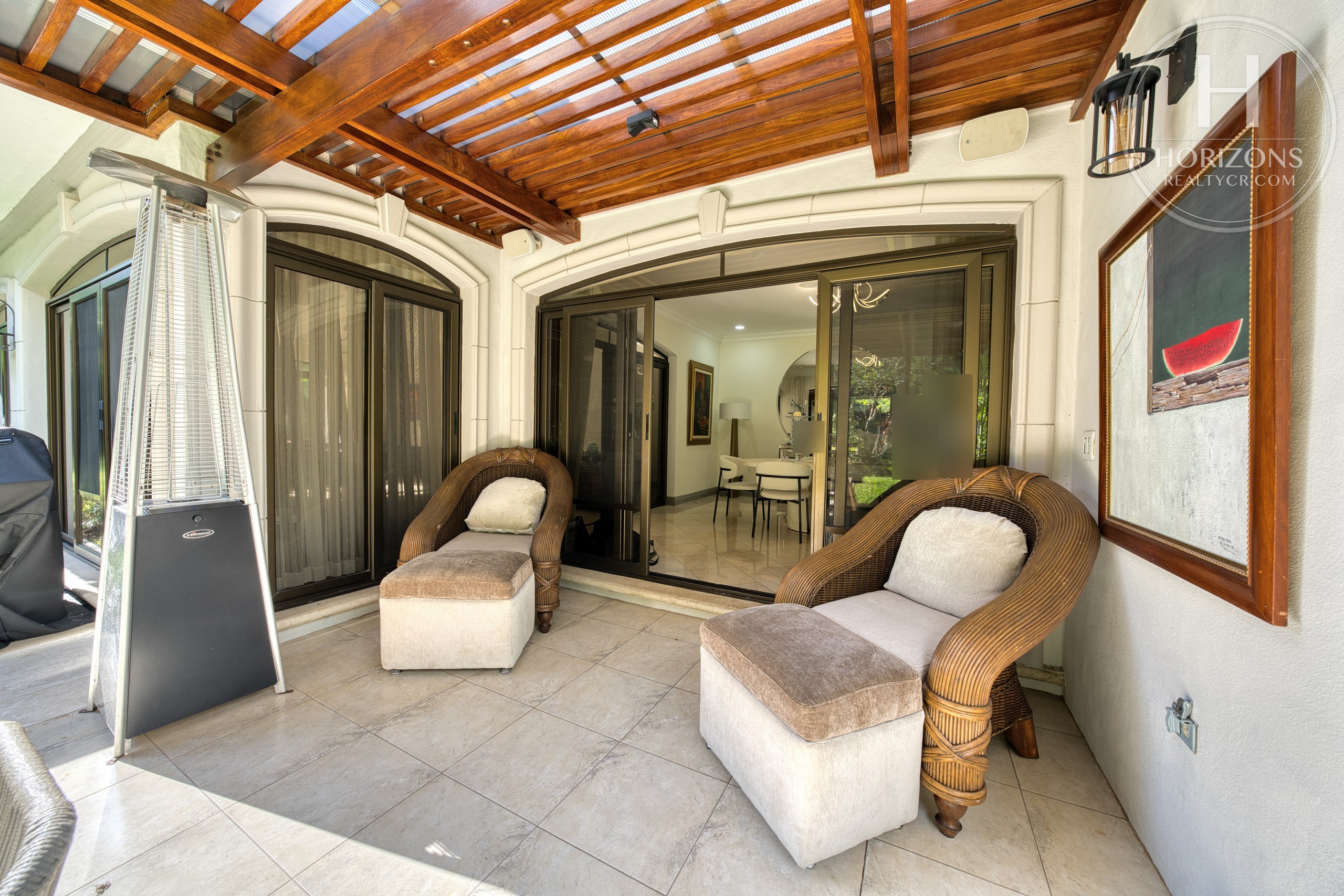 Condominio Monterán | Horizons Realty