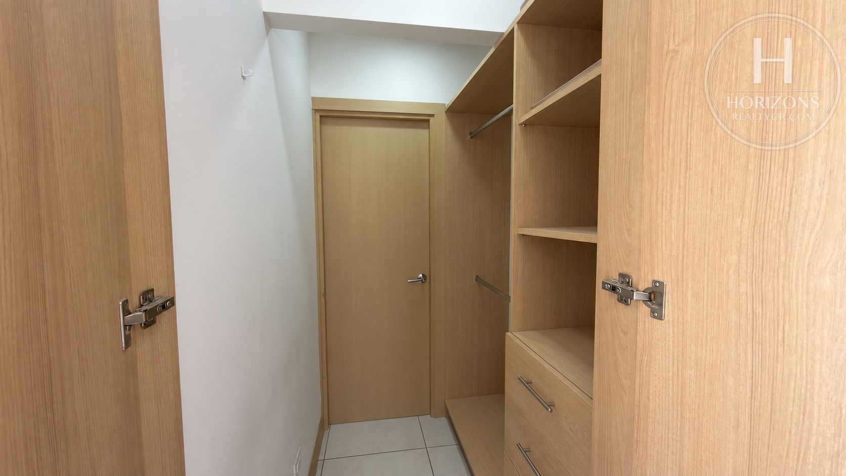 Condominio Valle Novarum | Horizons Realty